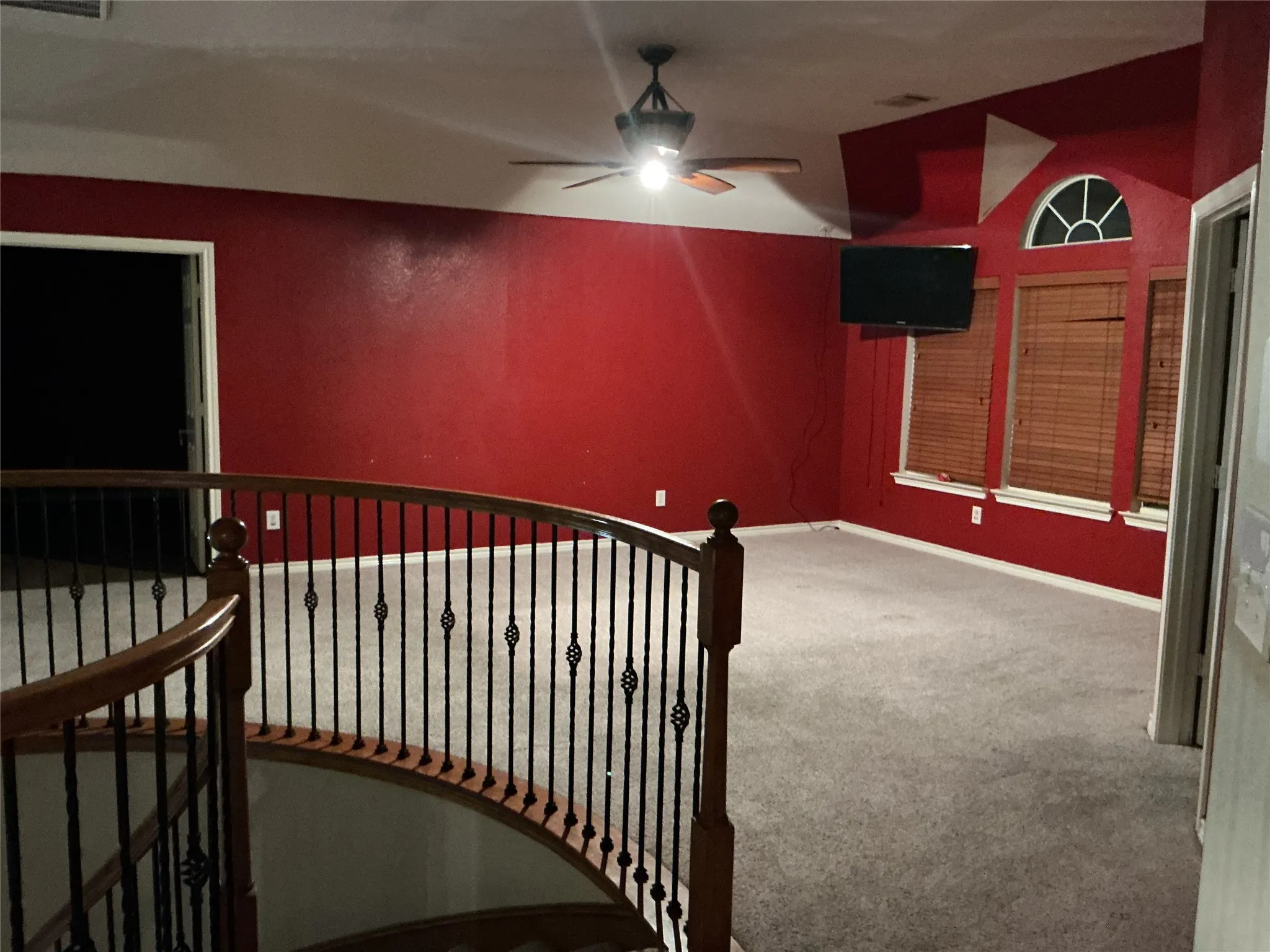 Single Family Residence For Sale in Dallas County , 2000 Peck Street, Glenn Heights, Texas 75154, 5 Bedroom, 4 Bathroom, 2 Garage spaces, 4,008 Sqft, built in 2006, mls#21301916, Real Estate Agent in Glenn Heights, Homes For Sale in Dallas county, Homes For Sale in Glenn Heights, Realtor in Glenn Heights Texas, Real Estate Brokerage Independent Realty Texas, Luminita Cordes Realtor