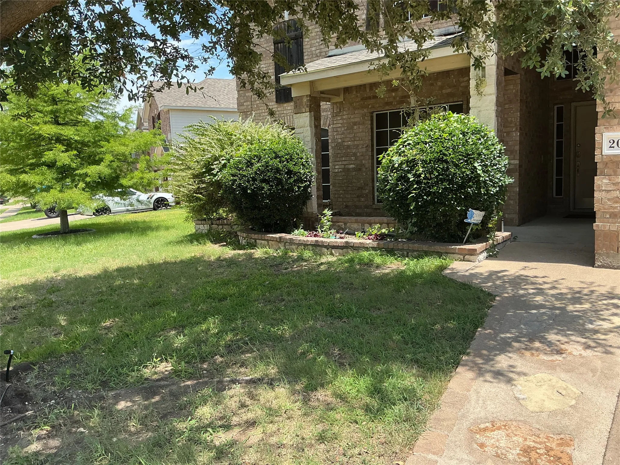 Single Family Residence For Sale in Dallas County , 2000 Peck Street, Glenn Heights, Texas 75154, 5 Bedroom, 4 Bathroom, 2 Garage spaces, 4,008 Sqft, built in 2006, mls#21301916, Real Estate Agent in Glenn Heights, Homes For Sale in Dallas county, Homes For Sale in Glenn Heights, Realtor in Glenn Heights Texas, Real Estate Brokerage Independent Realty Texas, Luminita Cordes Realtor