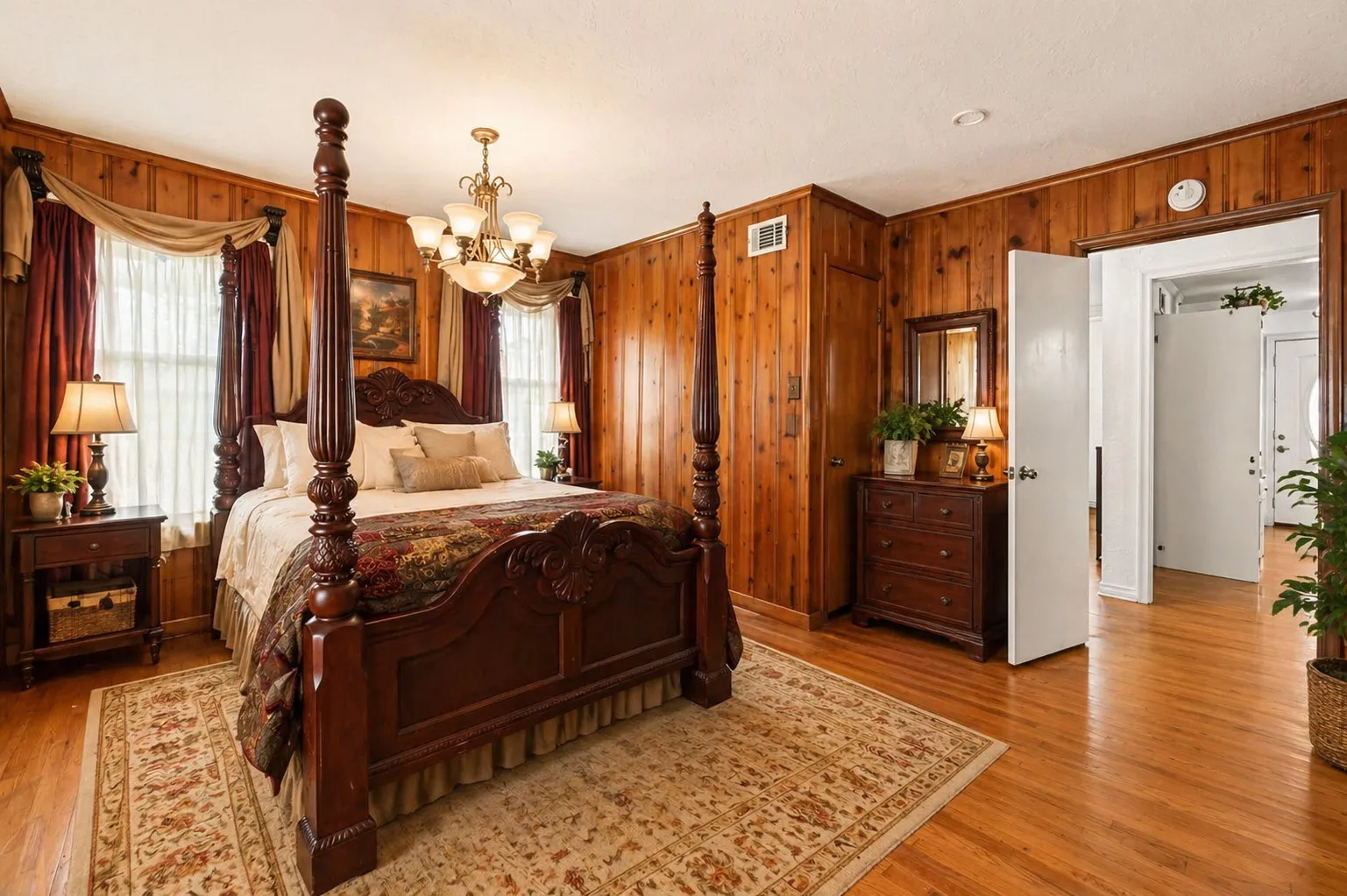 Single Family Residence For Sale in Dallas County , 10382 Newcombe Drive, Dallas, Texas 75228, 2 Bedroom, 1 Bathroom, 2 Garage spaces, 1,278 Sqft, built in 1953, mls#21315273, Real Estate Agent in Dallas, Homes For Sale in Dallas county, Homes For Sale in Dallas, Realtor in Dallas Texas, Real Estate Brokerage Independent Realty Texas, Luminita Cordes Realtor