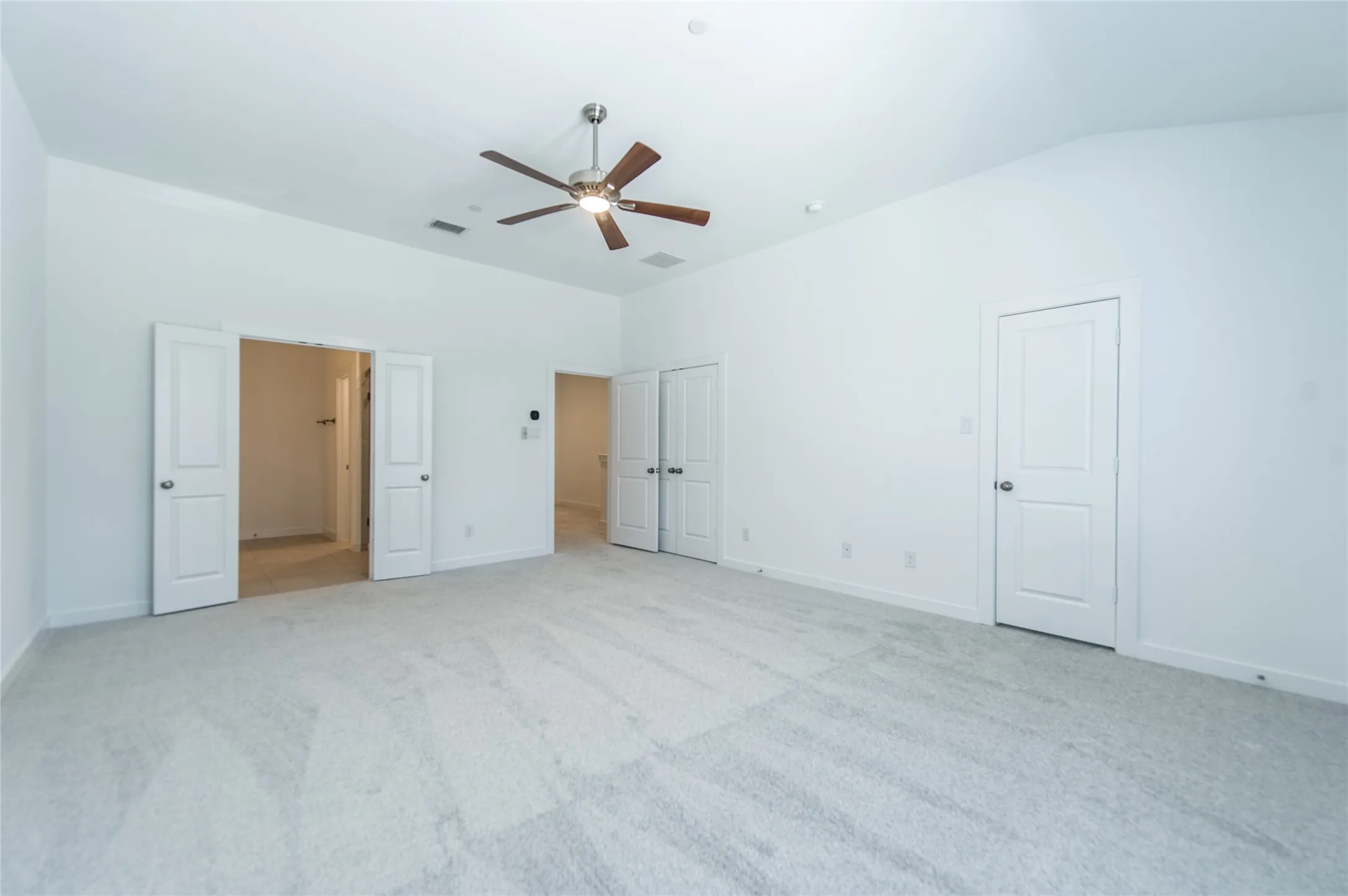 Townhouse For Rent in Collin County , 1540 Navasota Trail, Plano, Texas 75075, 3 Bedrooms, 3 Bathrooms, 2 Garage spaces, 2,064 Sqft, built in 2019, Price $2,750, mls#21315276, Real Estate Agent in Plano, Homes For Rent in Collin county, Homes For Rent in Plano, Realtor in Plano Texas, Real Estate Brokerage Independent Realty Texas, Luminita Cordes Realtor