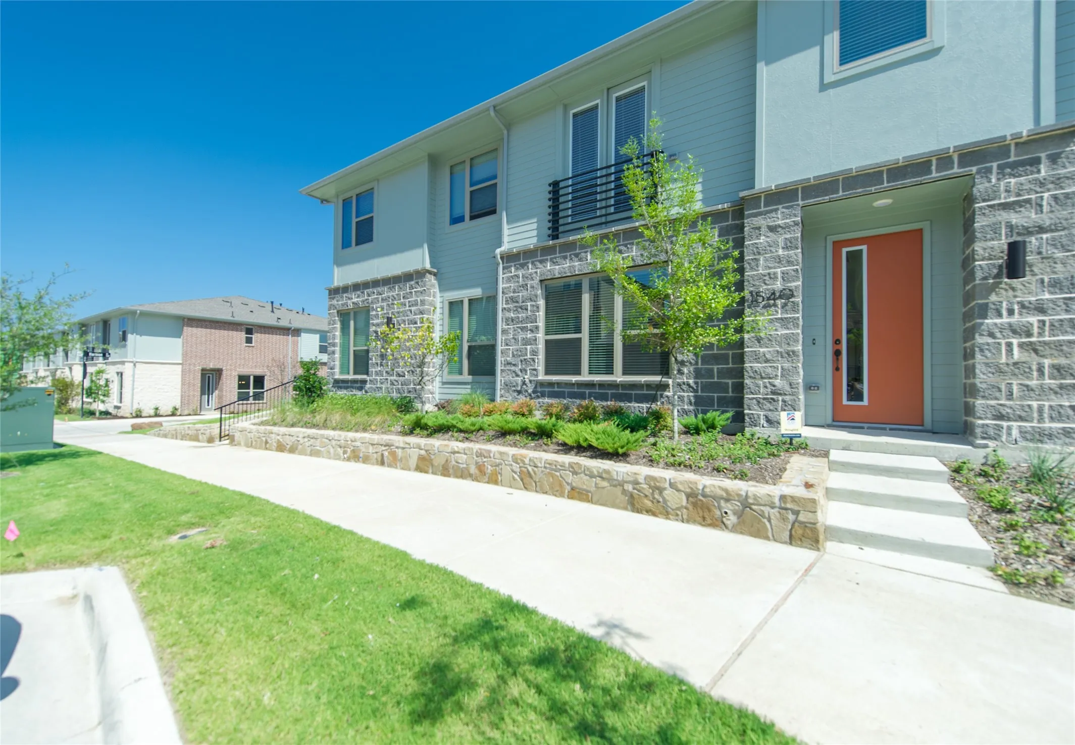 Townhouse For Rent in Collin County , 1540 Navasota Trail, Plano, Texas 75075, 3 Bedrooms, 3 Bathrooms, 2 Garage spaces, 2,064 Sqft, built in 2019, Price $2,750, mls#21315276, Real Estate Agent in Plano, Homes For Rent in Collin county, Homes For Rent in Plano, Realtor in Plano Texas, Real Estate Brokerage Independent Realty Texas, Luminita Cordes Realtor