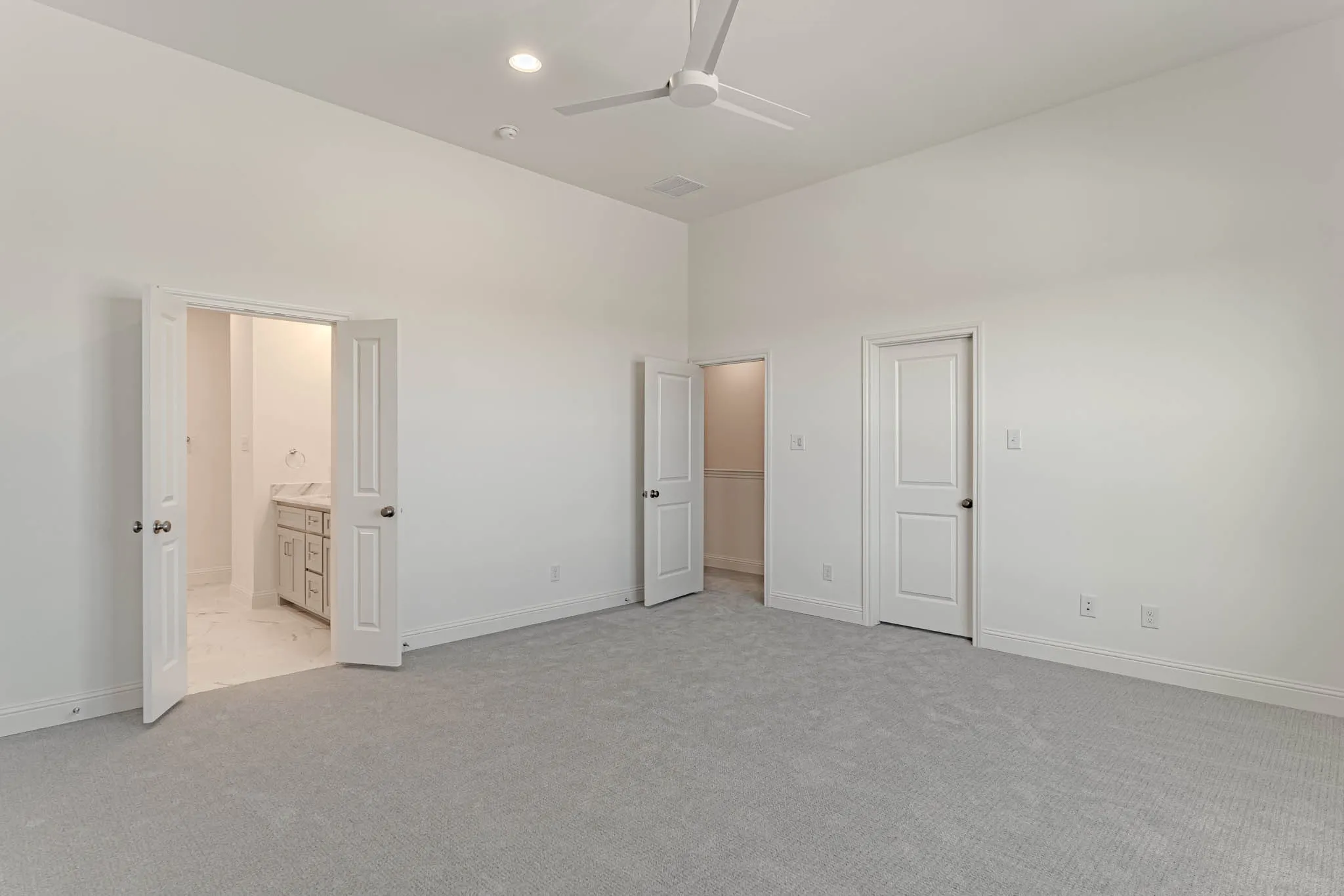 Owner's suite, plus two other bedrooms and a loft upstairs