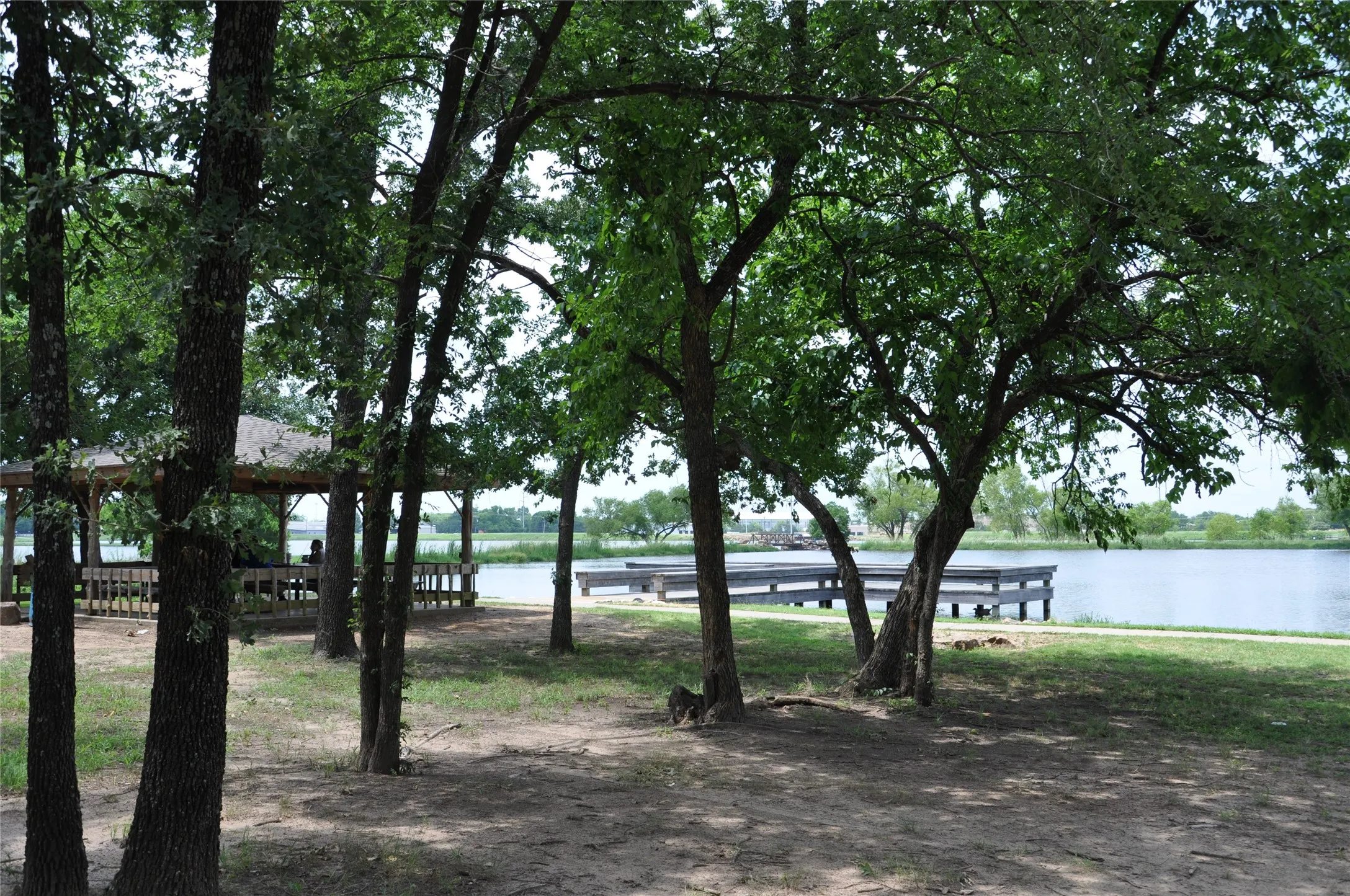 Single Family Residence For Sale in Hopkins County , 1021 Markeda, Sulphur Springs, Texas 75482, 3 Bedroom, 2 Bathroom, 2 Garage spaces, 1,513 Sqft, built in 1987, mls#21309105, Real Estate Agent in Sulphur Springs, Homes For Sale in Hopkins county, Homes For Sale in Sulphur Springs, Realtor in Sulphur Springs Texas, Real Estate Brokerage Independent Realty Texas, Luminita Cordes Realtor