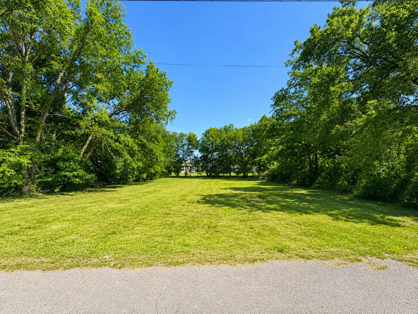 Unimproved Land For Sale in Fannin County , 810 E 3rd Street, Bonham, Texas 75418, 0, 0, Garage spaces, 0 Sqft, built in 0, Price $40,000, mls#21311967, Real Estate Agent in Bonham, Homes For Sale in Fannin county, Homes For Sale in Bonham, Realtor in Bonham Texas, Real Estate Brokerage Independent Realty Texas, Luminita Cordes Realtor