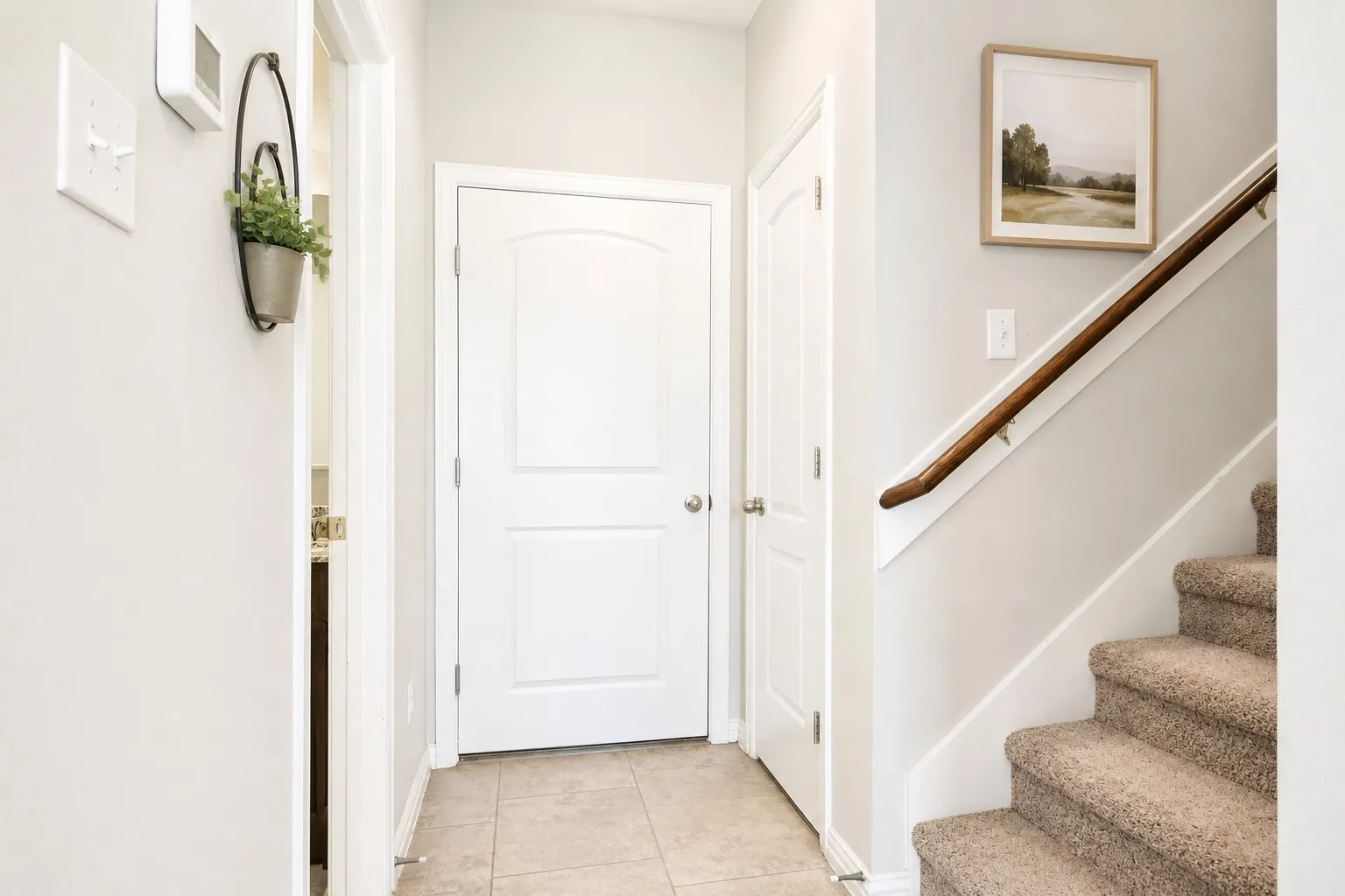 Townhouse For Sale in Dallas County , 1970 Timber Oaks Drive, Garland, Texas 75040, 5 Bedroom, 3 Bathroom, 2 Garage spaces, 2,146 Sqft, built in 2018, mls#21313685, Real Estate Agent in Garland, Homes For Sale in Dallas county, Homes For Sale in Garland, Realtor in Garland Texas, Real Estate Brokerage Independent Realty Texas, Luminita Cordes Realtor