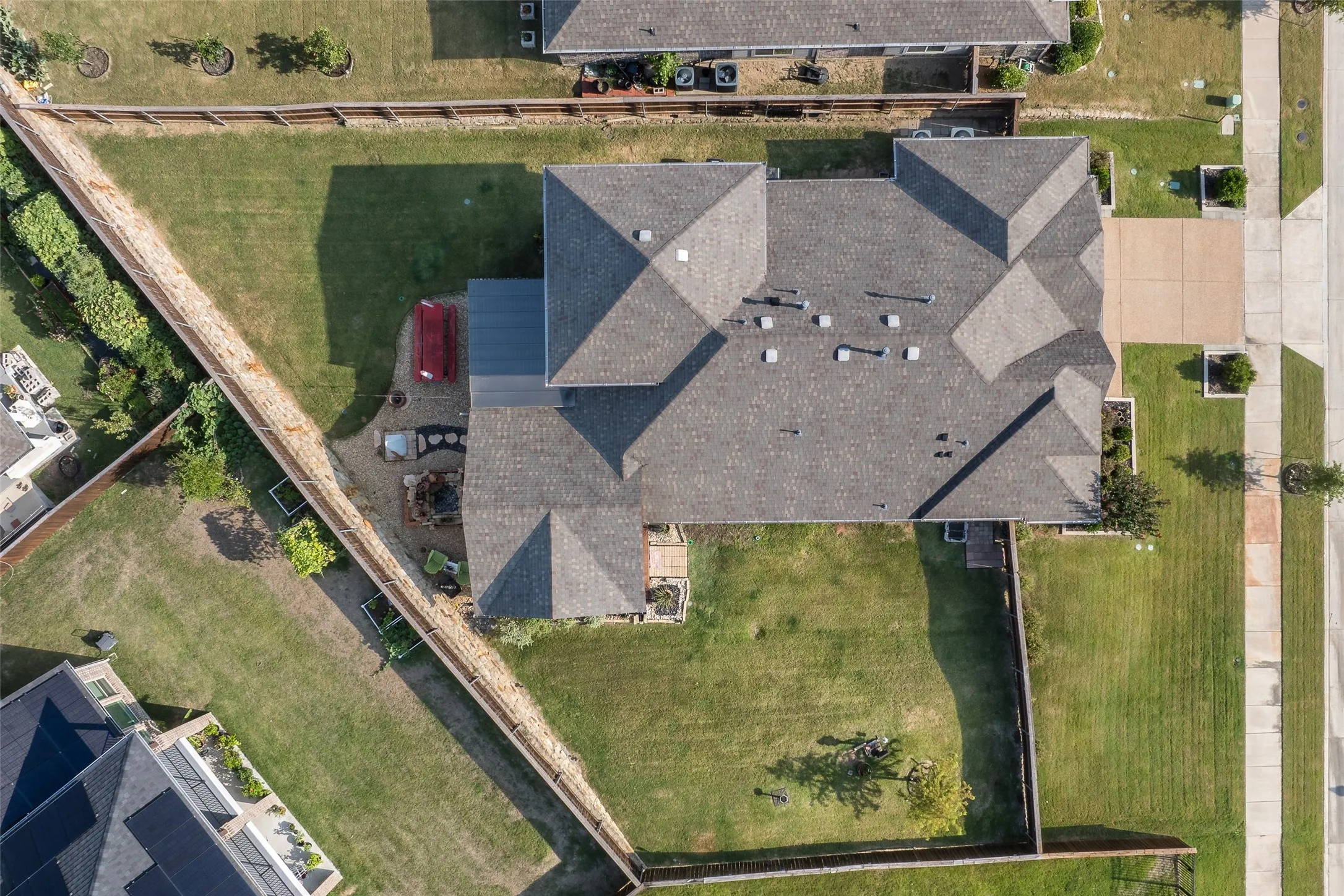 Single Family Residence For Sale in Collin County , 1225 Treasure Trail, Wylie, Texas 75098, 4 Bedroom, 3 Bathroom, 2 Garage spaces, 2,467 Sqft, built in 2020, mls#21311532, Real Estate Agent in Wylie, Homes For Sale in Collin county, Homes For Sale in Wylie, Realtor in Wylie Texas, Real Estate Brokerage Independent Realty Texas, Luminita Cordes Realtor