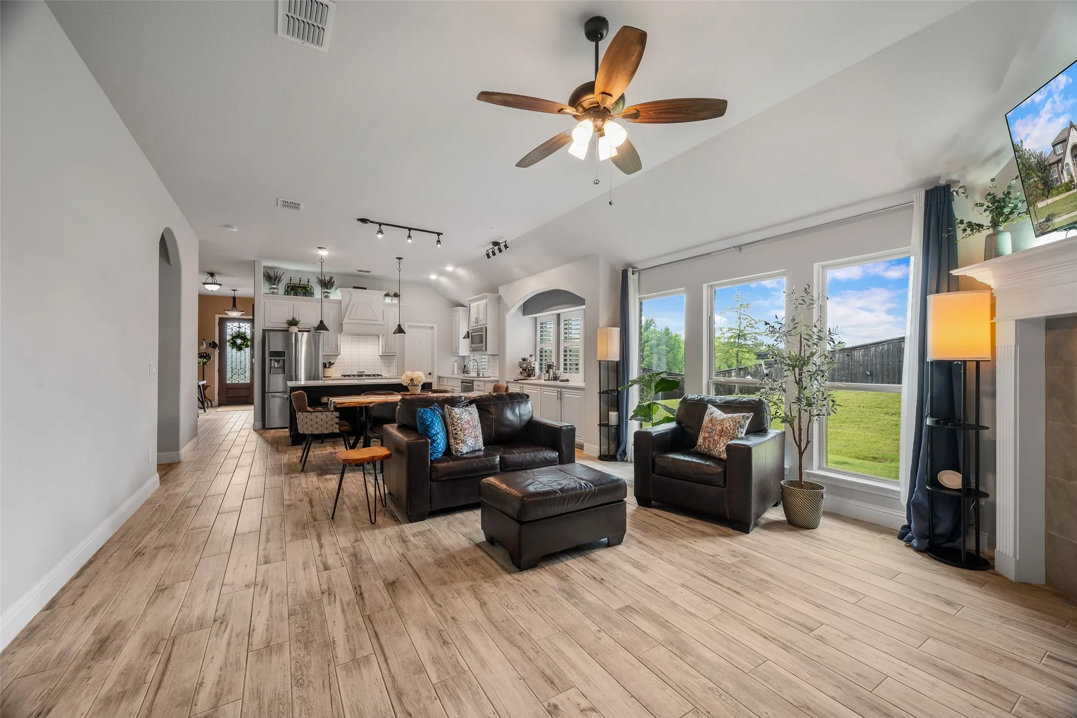 Plenty of natural light