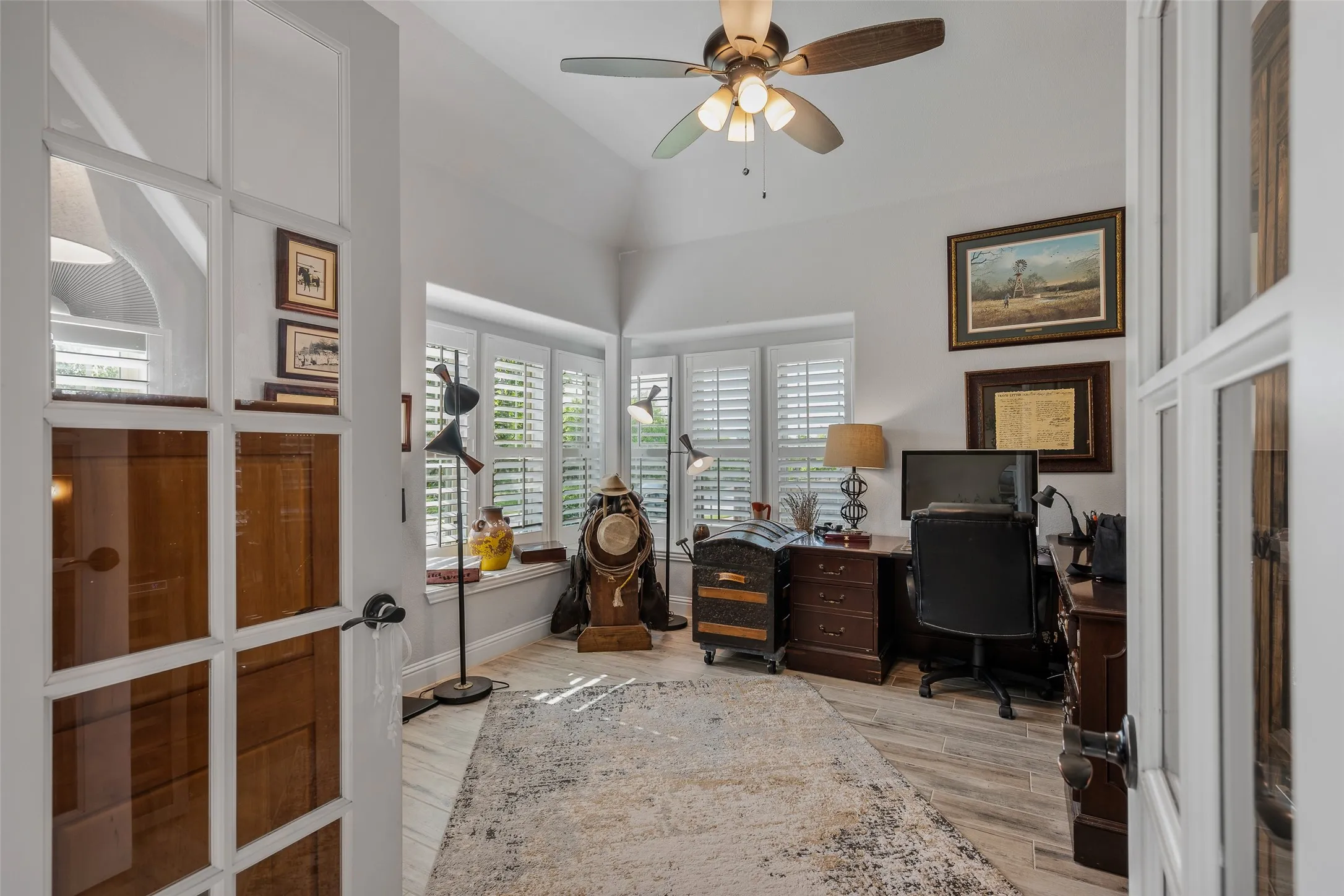Plantation shutters