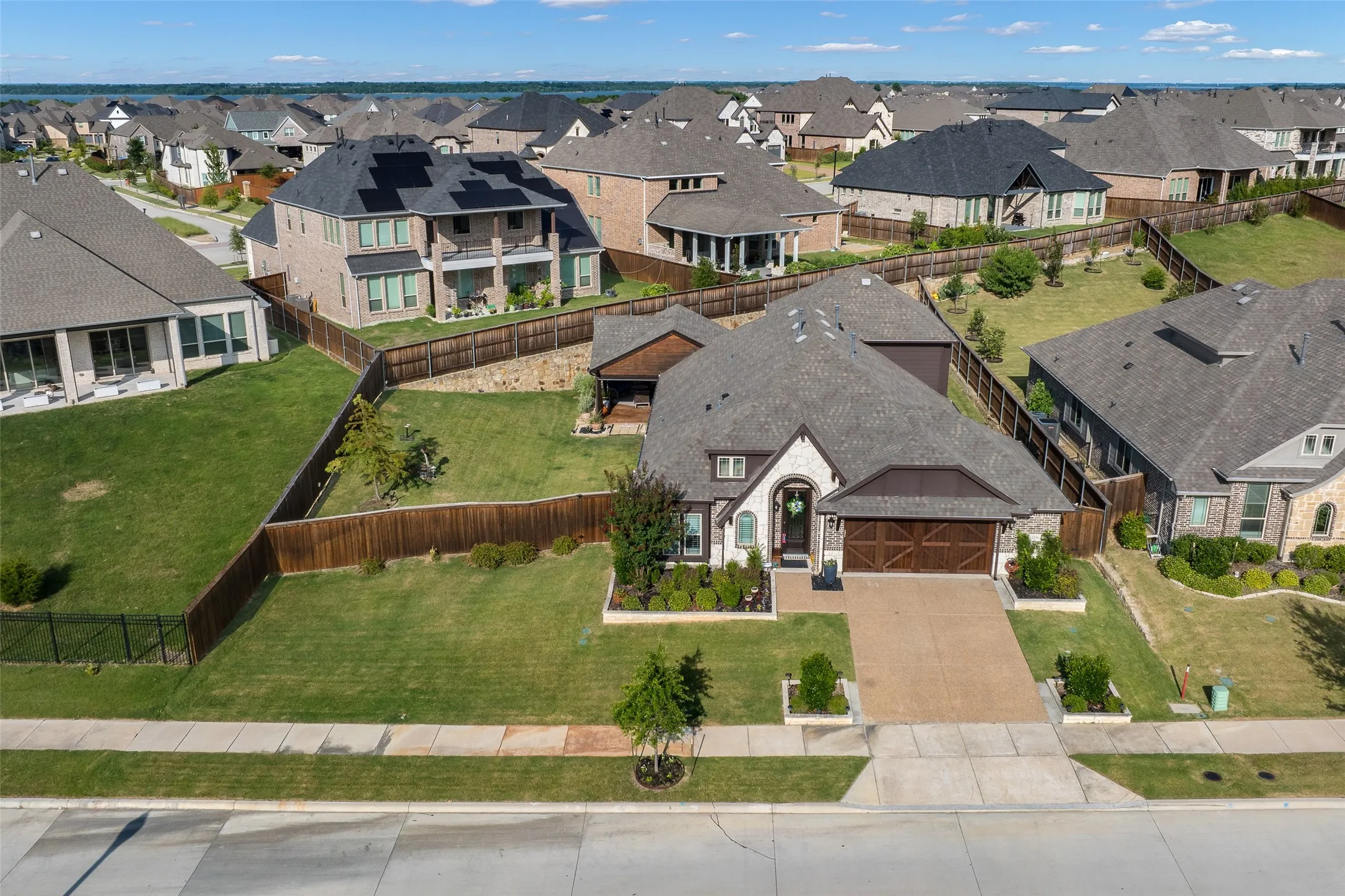 Single Family Residence For Sale in Collin County , 1225 Treasure Trail, Wylie, Texas 75098, 4 Bedroom, 3 Bathroom, 2 Garage spaces, 2,467 Sqft, built in 2020, mls#21311532, Real Estate Agent in Wylie, Homes For Sale in Collin county, Homes For Sale in Wylie, Realtor in Wylie Texas, Real Estate Brokerage Independent Realty Texas, Luminita Cordes Realtor
