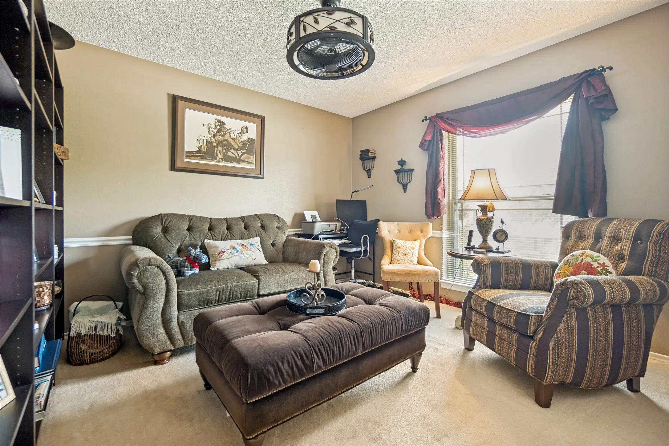 Single Family Residence For Sale in Dallas County , 4609 Silverthorn Drive, Mesquite, Texas 75150, 3 Bedroom, 2 Bathroom, 2 Garage spaces, 2,283 Sqft, built in 1984, mls#21315352, Real Estate Agent in Mesquite, Homes For Sale in Dallas county, Homes For Sale in Mesquite, Realtor in Mesquite Texas, Real Estate Brokerage Independent Realty Texas, Luminita Cordes Realtor
