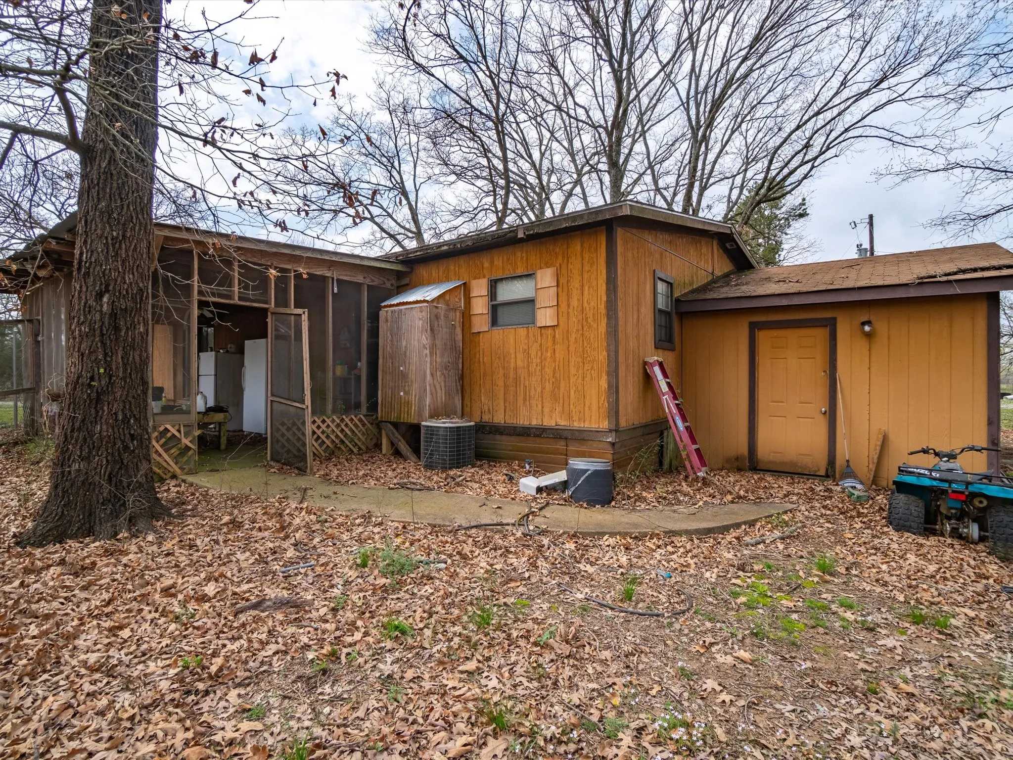 Unimproved Land For Sale in Wood County , 1940 County Road 1800, Yantis, Texas 75497, 0, 0, Garage spaces, 0 Sqft, built in 1983, mls#21310282, Real Estate Agent in Yantis, Homes For Sale in Wood county, Homes For Sale in Yantis, Realtor in Yantis Texas, Real Estate Brokerage Independent Realty Texas, Luminita Cordes Realtor