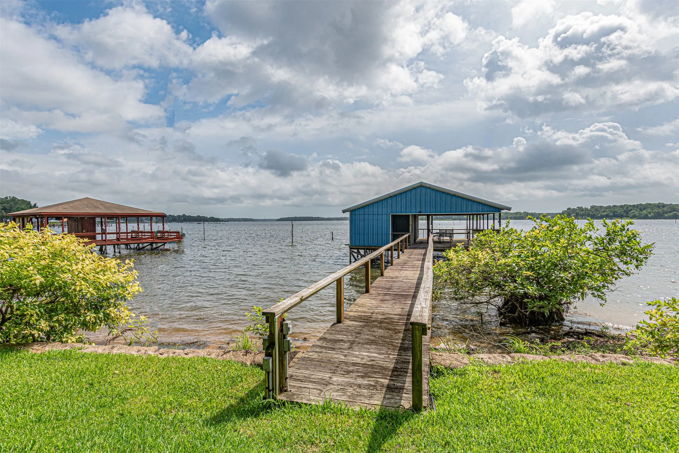 Your own boat dock and driveway/ramp!