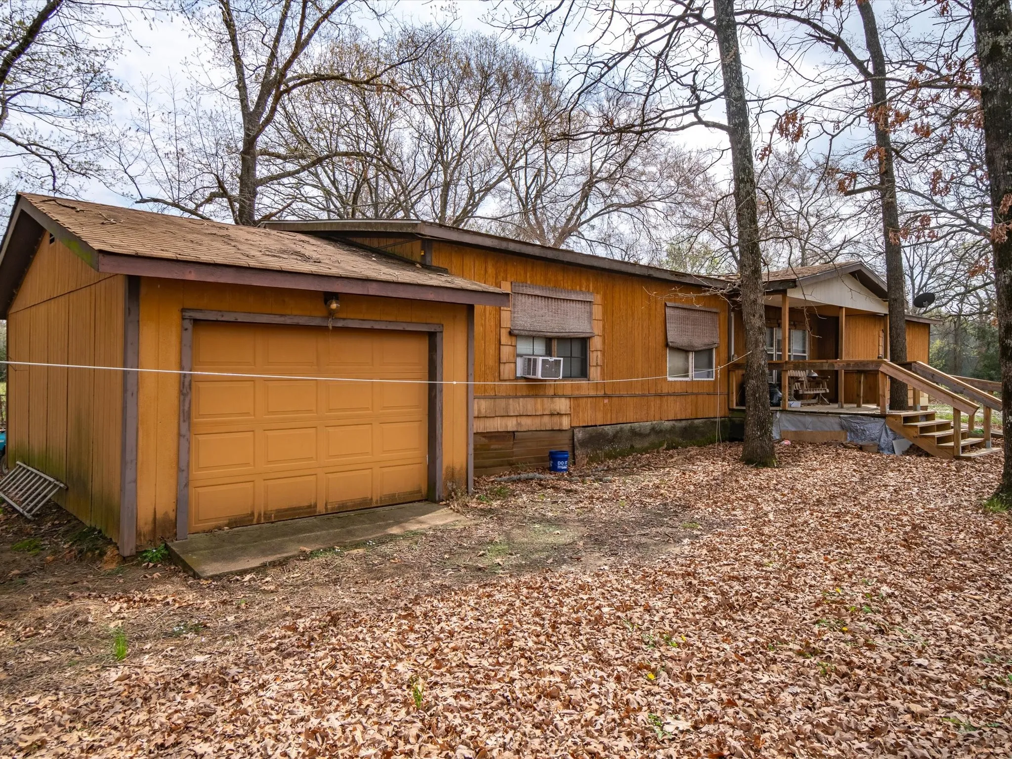 View of front with garage