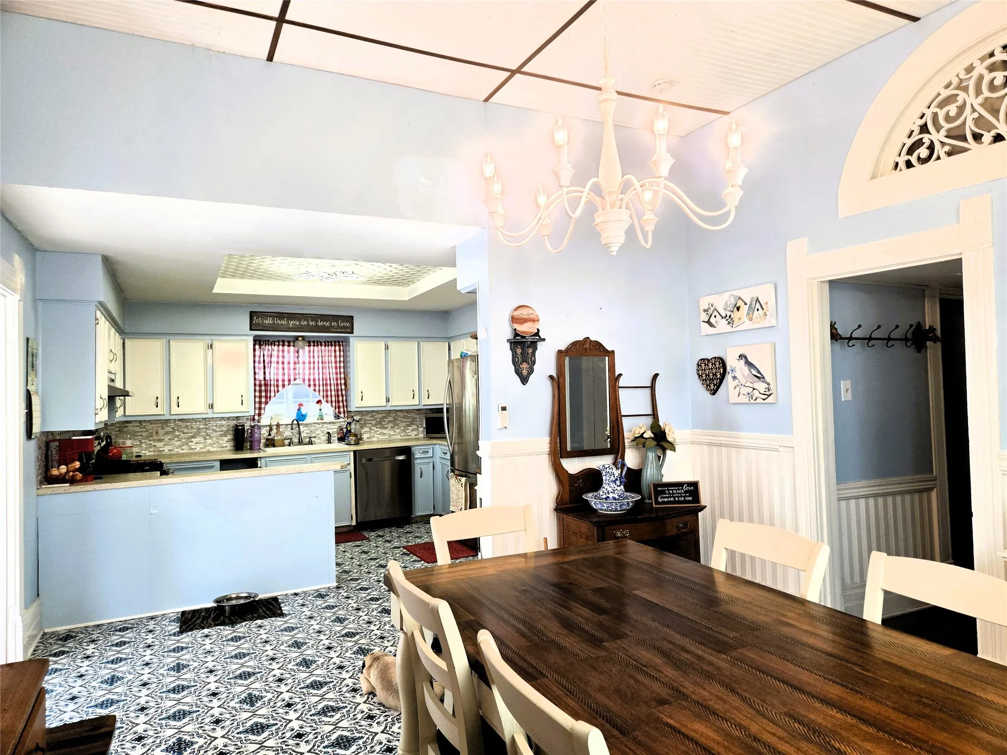 Dining area off the kitchen.