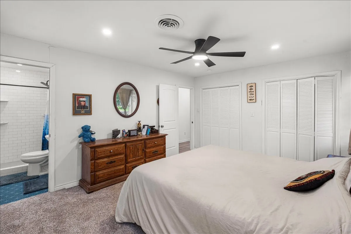 Single Family Residence For Sale in Navarro County , 703 N Gilmer Avenue, Dawson, Texas 76639, 3 Bedroom, 2 Bathroom, Garage spaces, 1,887 Sqft, built in 1965, mls#21315365, Real Estate Agent in Dawson, Homes For Sale in Navarro county, Homes For Sale in Dawson, Realtor in Dawson Texas, Real Estate Brokerage Independent Realty Texas, Luminita Cordes Realtor
