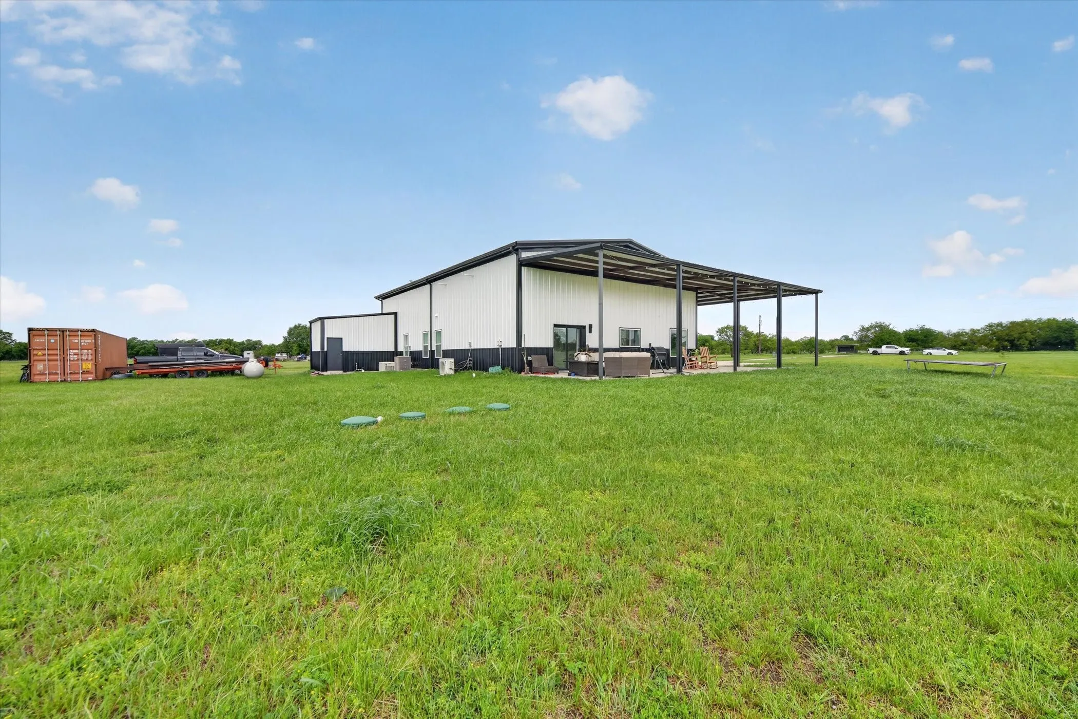 Single Family Residence For Sale in Denton County , 9082 Wolfe Run, Ponder, Texas 76259, 3 Bedroom, 1 Bathroom, 3 Garage spaces, 2,400 Sqft, built in 2024, mls#21311248, Real Estate Agent in Ponder, Homes For Sale in Denton county, Homes For Sale in Ponder, Realtor in Ponder Texas, Real Estate Brokerage Independent Realty Texas, Luminita Cordes Realtor