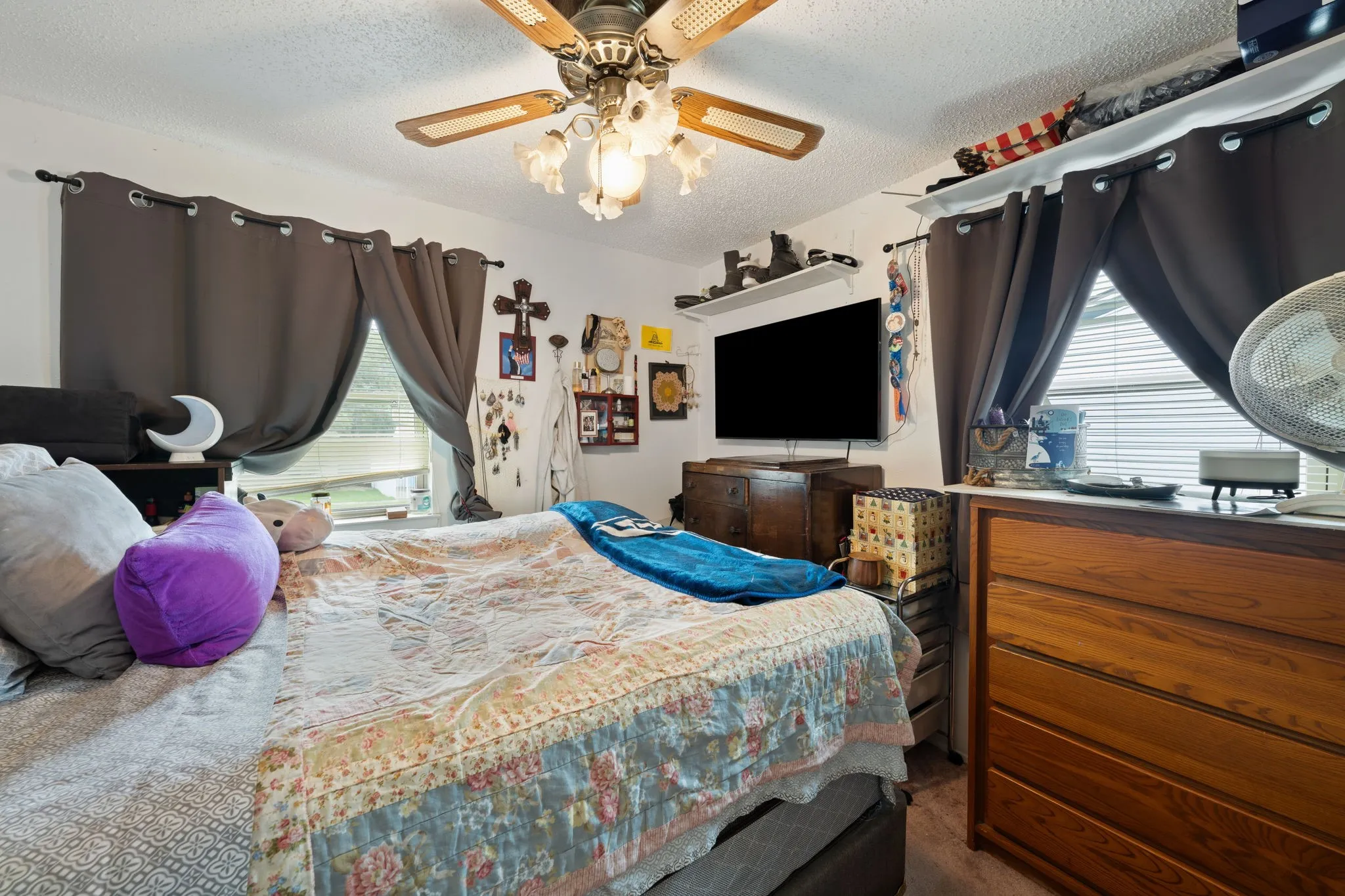 Single Family Residence For Sale in Dallas County , 546 Sun Valley Drive, Duncanville, Texas 75116, 3 Bedroom, 1 Bathroom, 1 Garage spaces, 1,032 Sqft, built in 1961, mls#21315425, Real Estate Agent in Duncanville, Homes For Sale in Dallas county, Homes For Sale in Duncanville, Realtor in Duncanville Texas, Real Estate Brokerage Independent Realty Texas, Luminita Cordes Realtor