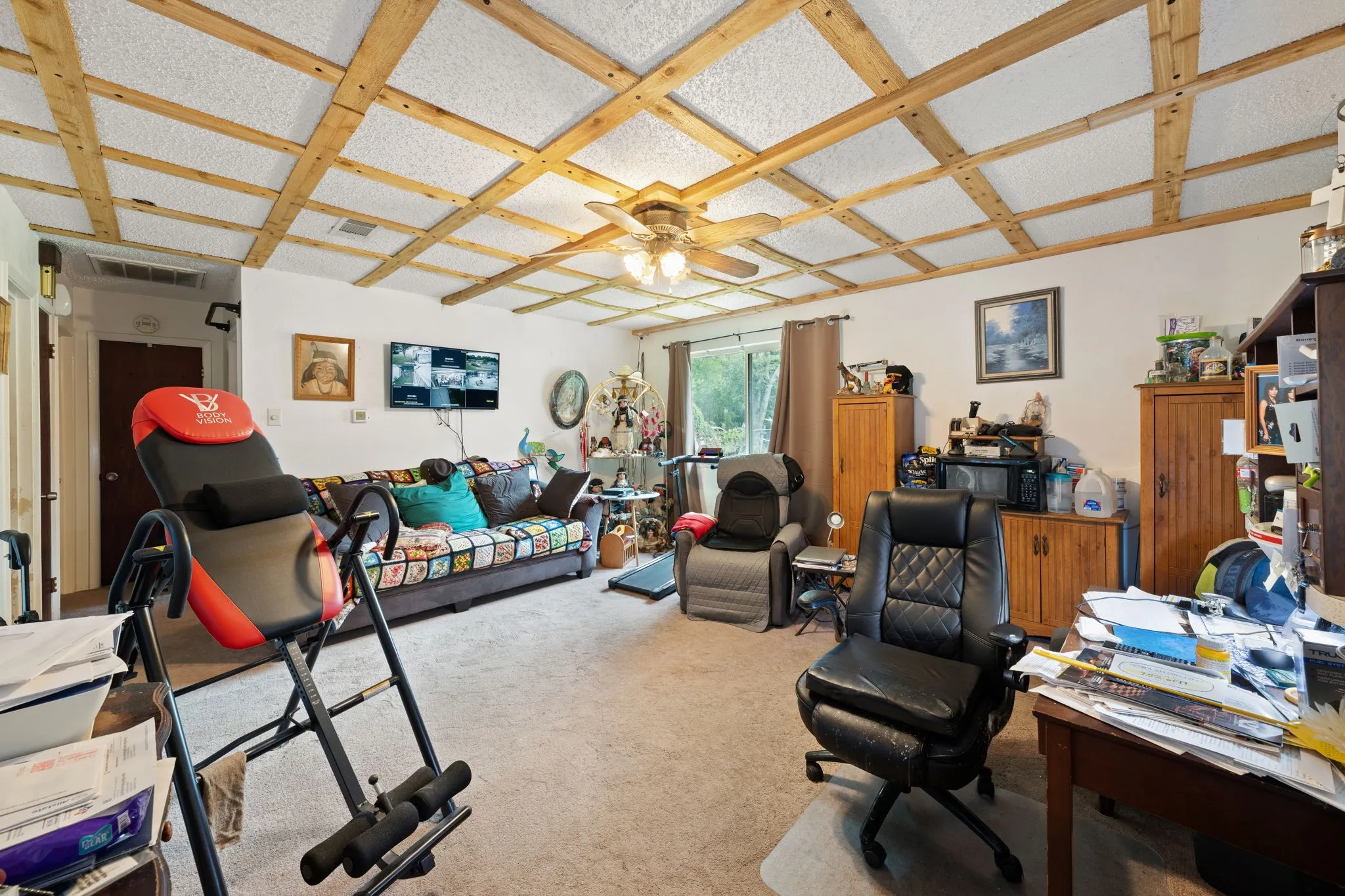Single Family Residence For Sale in Dallas County , 546 Sun Valley Drive, Duncanville, Texas 75116, 3 Bedroom, 1 Bathroom, 1 Garage spaces, 1,032 Sqft, built in 1961, mls#21315425, Real Estate Agent in Duncanville, Homes For Sale in Dallas county, Homes For Sale in Duncanville, Realtor in Duncanville Texas, Real Estate Brokerage Independent Realty Texas, Luminita Cordes Realtor