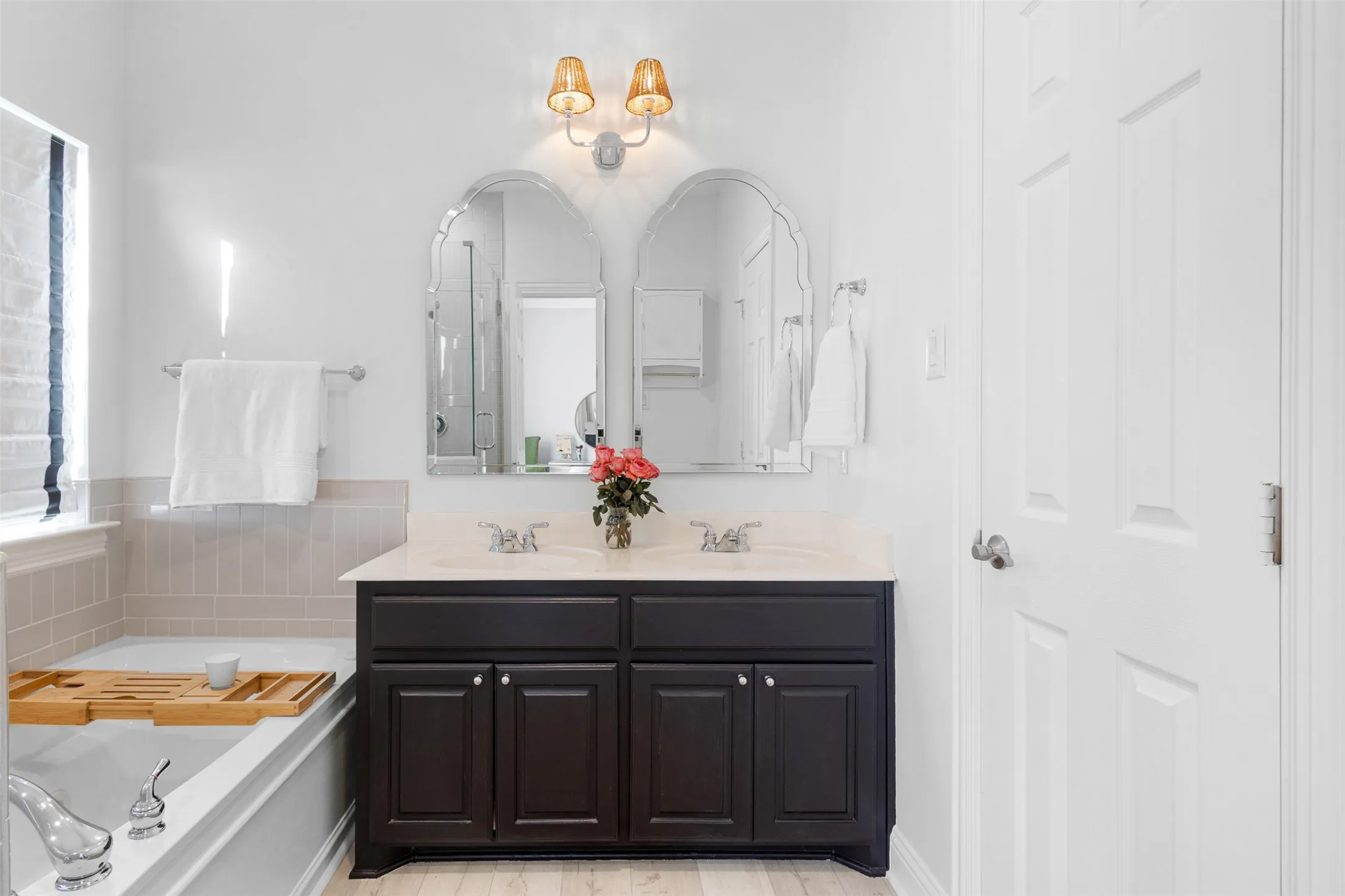 For Sale in Dallas County , 5702 Hudson Street 6, Dallas, Texas 75206, 2 Bedrooms, 3 Bathrooms, 2 Garage spaces, 1,235 Sqft, built in 2005, Price $440,000, mls#21315429, Real Estate Agent in Dallas, Homes For Sale in Dallas county, Homes For Sale in Dallas, Realtor in Dallas Texas, Real Estate Brokerage Independent Realty Texas, Luminita Cordes Realtor