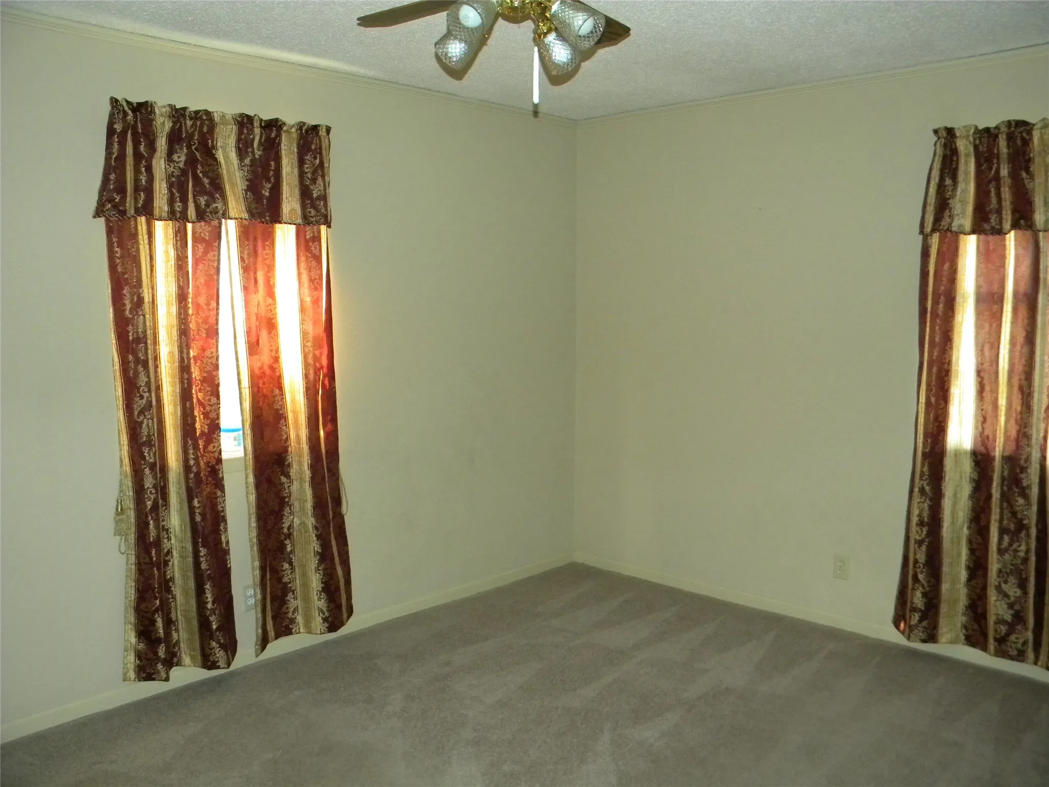 Front Bedroom- Street Side