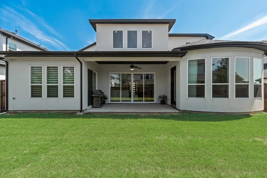 Single Family Residence For Sale in Collin County , 12436 Compassplant Drive, Frisco, Texas 75035, 5 Bedrooms, 6 Bathrooms, 3 Garage spaces, 4,334 Sqft, built in 2022, Price $1,299,000, mls#21314346, Real Estate Agent in Frisco, Homes For Sale in Collin county, Homes For Sale in Frisco, Realtor in Frisco Texas, Real Estate Brokerage Independent Realty Texas, Luminita Cordes Realtor