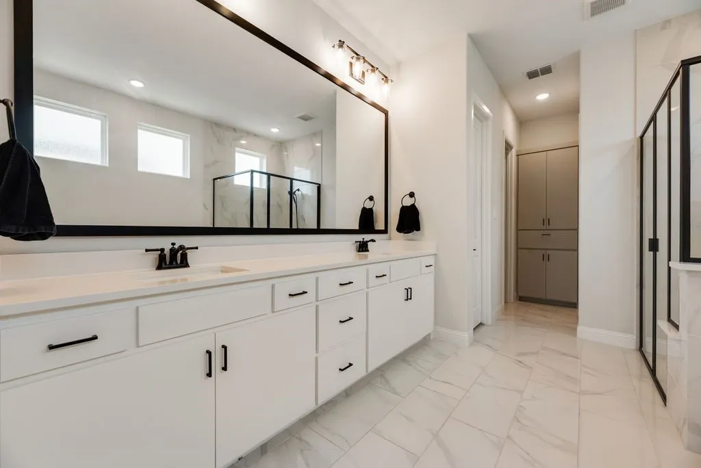 Single Family Residence For Sale in Collin County , 12436 Compassplant Drive, Frisco, Texas 75035, 5 Bedrooms, 6 Bathrooms, 3 Garage spaces, 4,334 Sqft, built in 2022, Price $1,299,000, mls#21314346, Real Estate Agent in Frisco, Homes For Sale in Collin county, Homes For Sale in Frisco, Realtor in Frisco Texas, Real Estate Brokerage Independent Realty Texas, Luminita Cordes Realtor