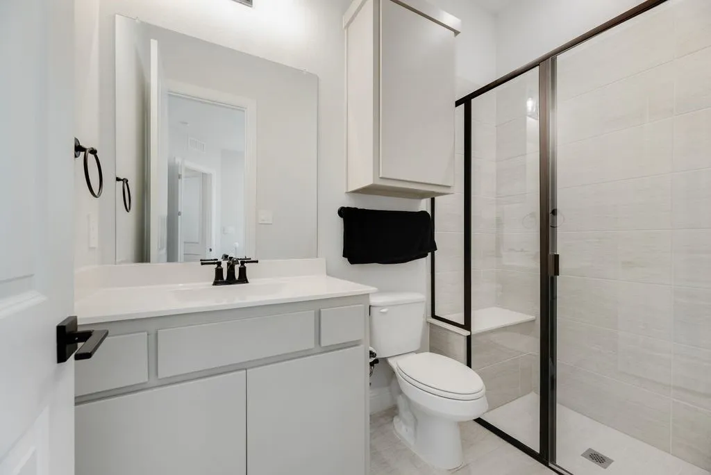 Single Family Residence For Sale in Collin County , 12436 Compassplant Drive, Frisco, Texas 75035, 5 Bedrooms, 6 Bathrooms, 3 Garage spaces, 4,334 Sqft, built in 2022, Price $1,299,000, mls#21314346, Real Estate Agent in Frisco, Homes For Sale in Collin county, Homes For Sale in Frisco, Realtor in Frisco Texas, Real Estate Brokerage Independent Realty Texas, Luminita Cordes Realtor