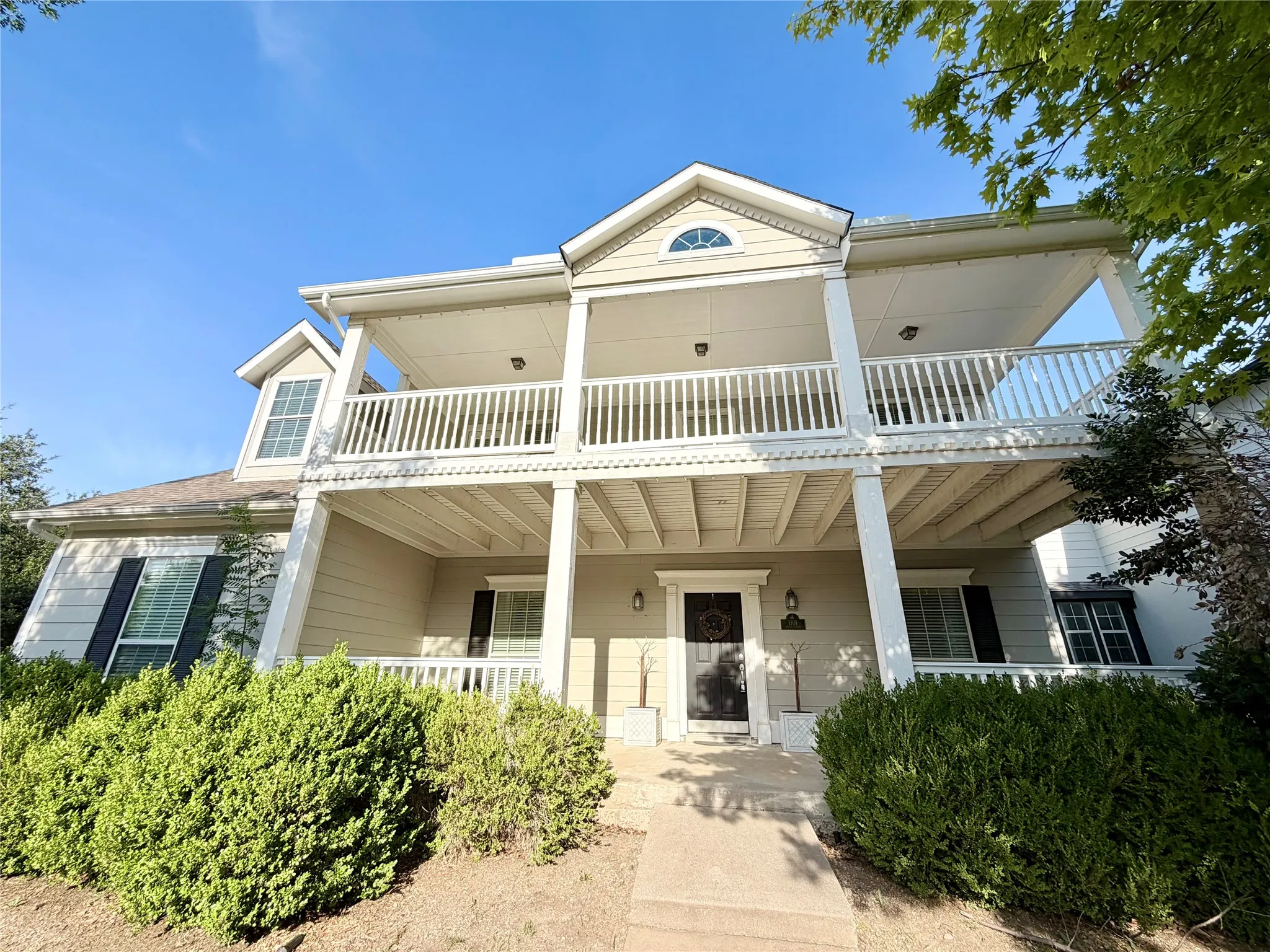 Single Family Residence For Sale in Denton County , 1101 Wenk Court, Aubrey, Texas 76227, 4 Bedroom, 4 Bathroom, 2 Garage spaces, 3,022 Sqft, built in 2006, mls#21315485, Real Estate Agent in Aubrey, Homes For Sale in Denton county, Homes For Sale in Aubrey, Realtor in Aubrey Texas, Real Estate Brokerage Independent Realty Texas, Luminita Cordes Realtor