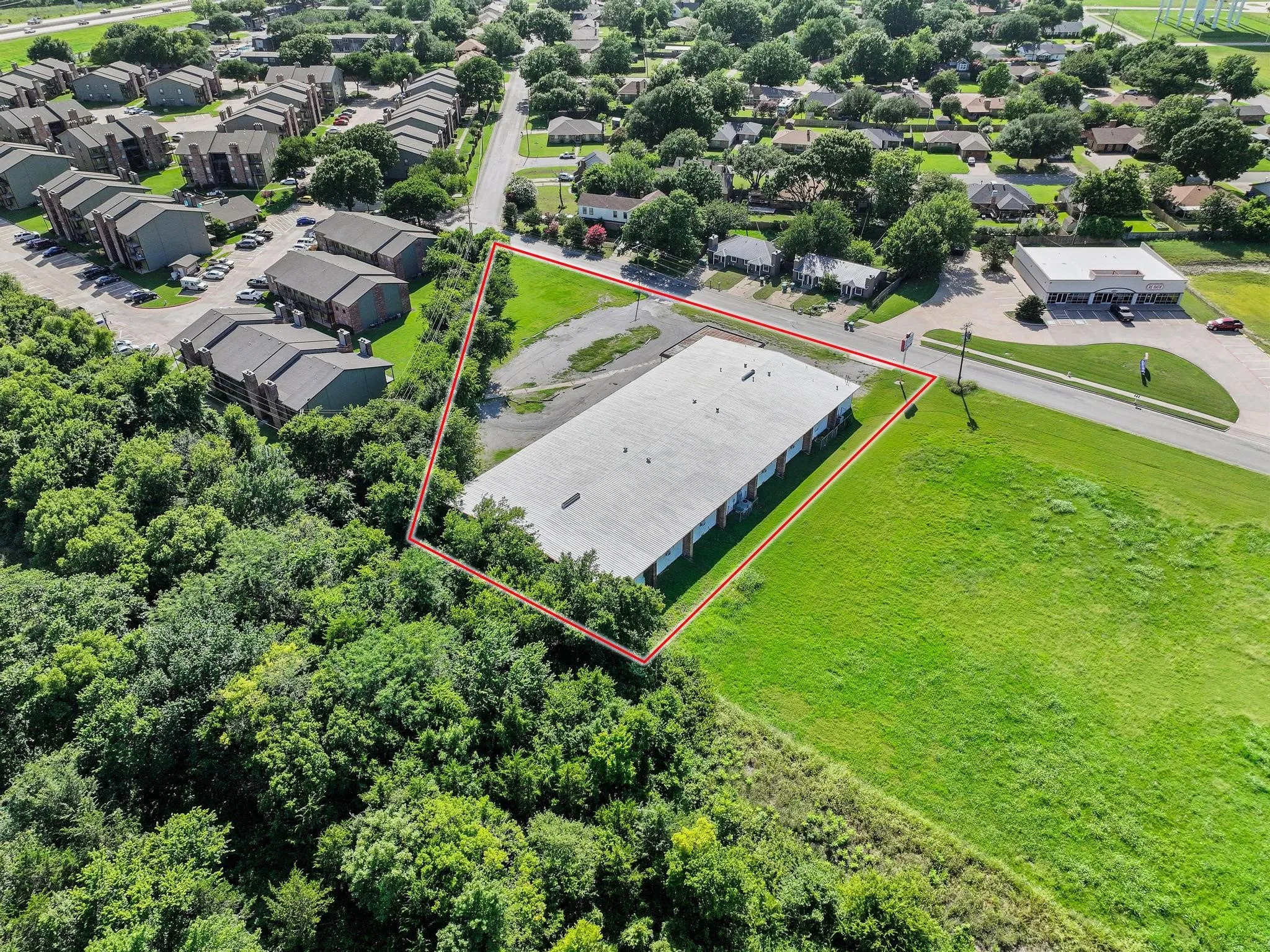 Industrial For Sale in Grayson County , 3100 Versaille Drive, Sherman, Texas 75090, 0, 0, Garage spaces, 18,000 Sqft, built in 1975, mls#21308702, Real Estate Agent in Sherman, Homes For Sale in Grayson county, Homes For Sale in Sherman, Realtor in Sherman Texas, Real Estate Brokerage Independent Realty Texas, Luminita Cordes Realtor
