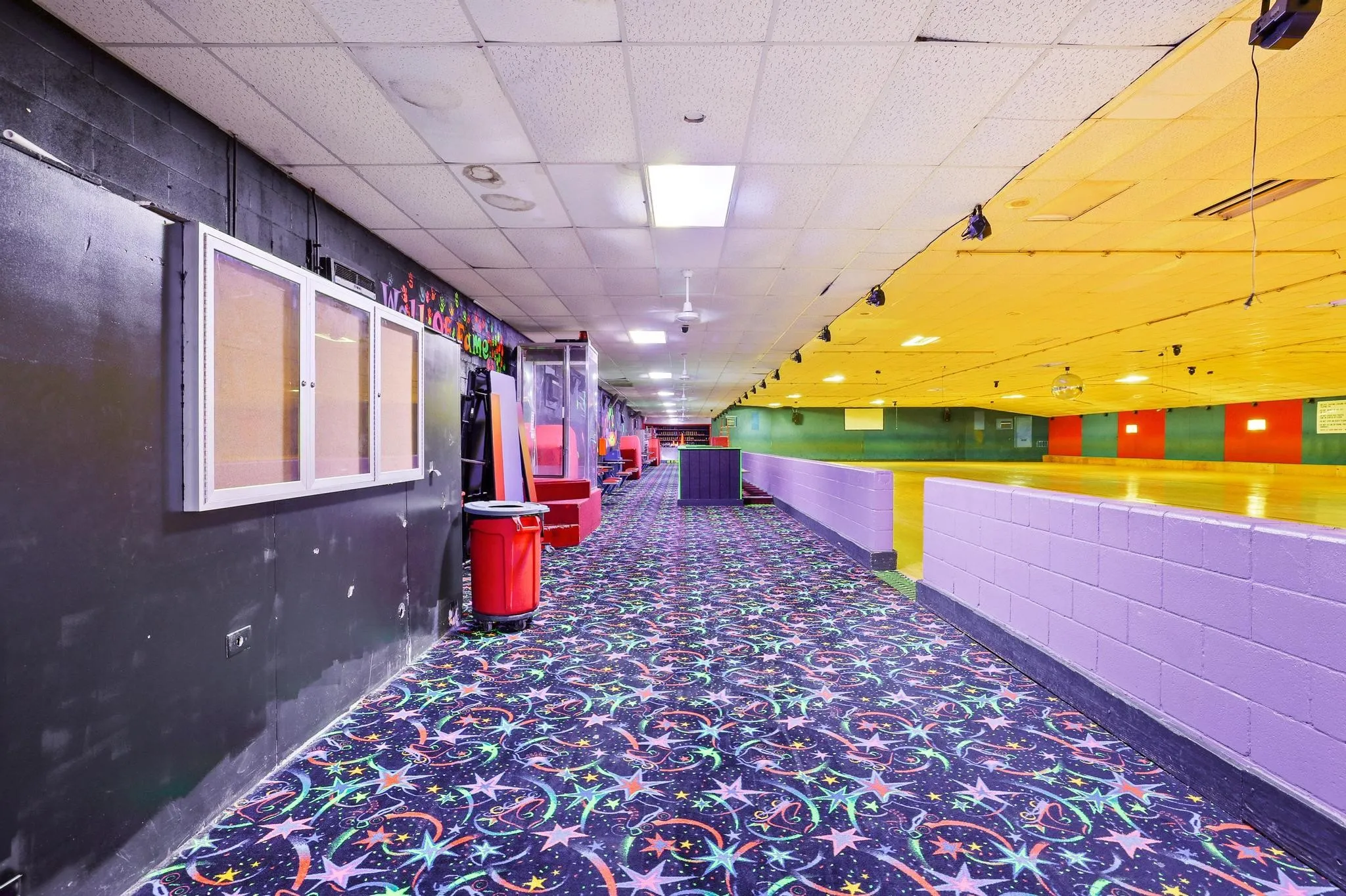 Industrial For Sale in Grayson County , 3100 Versaille Drive, Sherman, Texas 75090, 0, 0, Garage spaces, 18,000 Sqft, built in 1975, mls#21308702, Real Estate Agent in Sherman, Homes For Sale in Grayson county, Homes For Sale in Sherman, Realtor in Sherman Texas, Real Estate Brokerage Independent Realty Texas, Luminita Cordes Realtor