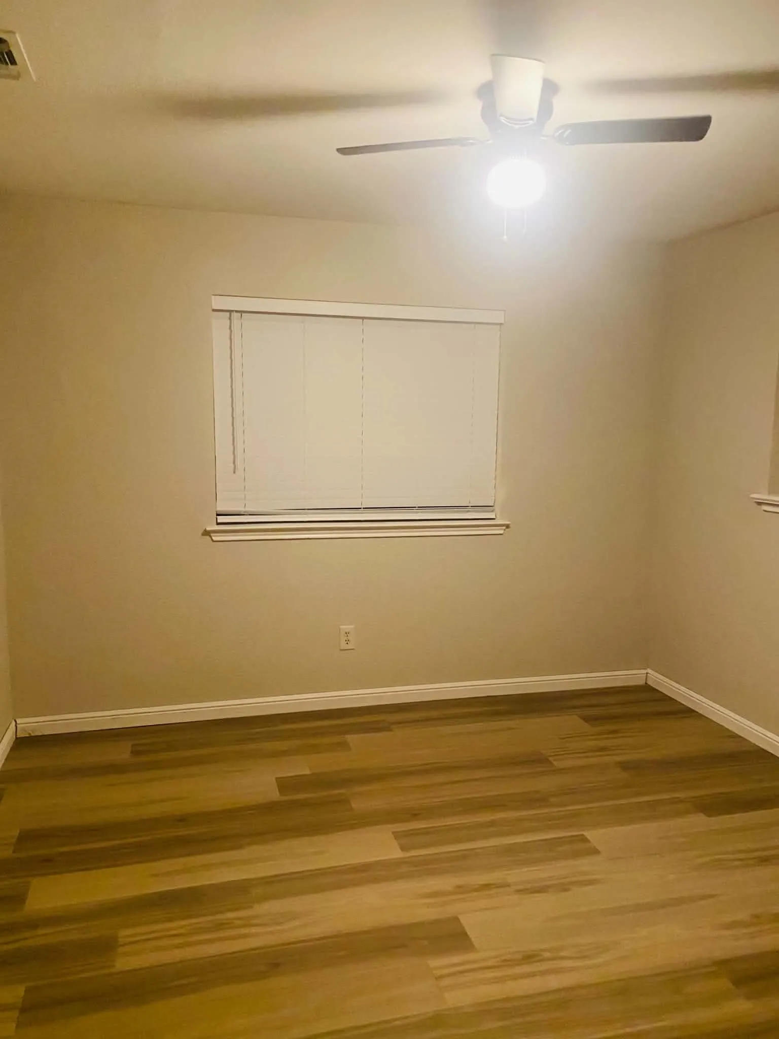 Single Family Residence For Rent in Dallas County , 3317 bending oaks, Garland, Texas 75044, 3 Bedroom, 2 Bathroom, 2 Garage spaces, 1,982 Sqft, built in 1983, mls#21315491, Real Estate Agent in Garland, Homes For Rent in Dallas county, Homes For Rent in Garland, Realtor in Garland Texas, Real Estate Brokerage Independent Realty Texas, Luminita Cordes Realtor
