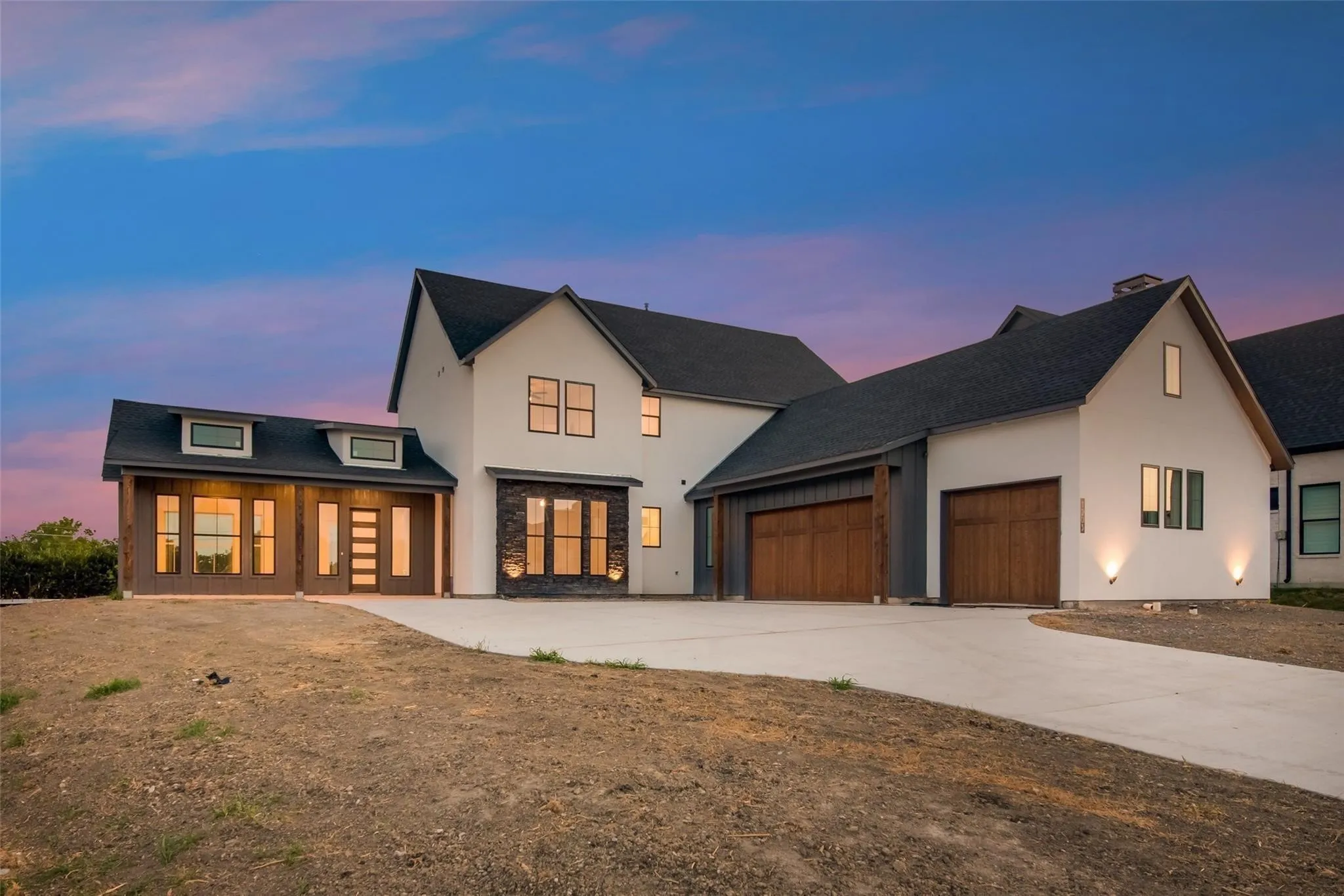Single Family Residence For Rent in Rockwall County , 1203 Chapel Drive, Rockwall, Texas 75032, 5 Bedroom, 5 Bathroom, 3 Garage spaces, 3,299 Sqft, built in 2023, mls#21315508, Real Estate Agent in Rockwall, Homes For Rent in Rockwall county, Homes For Rent in Rockwall, Realtor in Rockwall Texas, Real Estate Brokerage Independent Realty Texas, Luminita Cordes Realtor