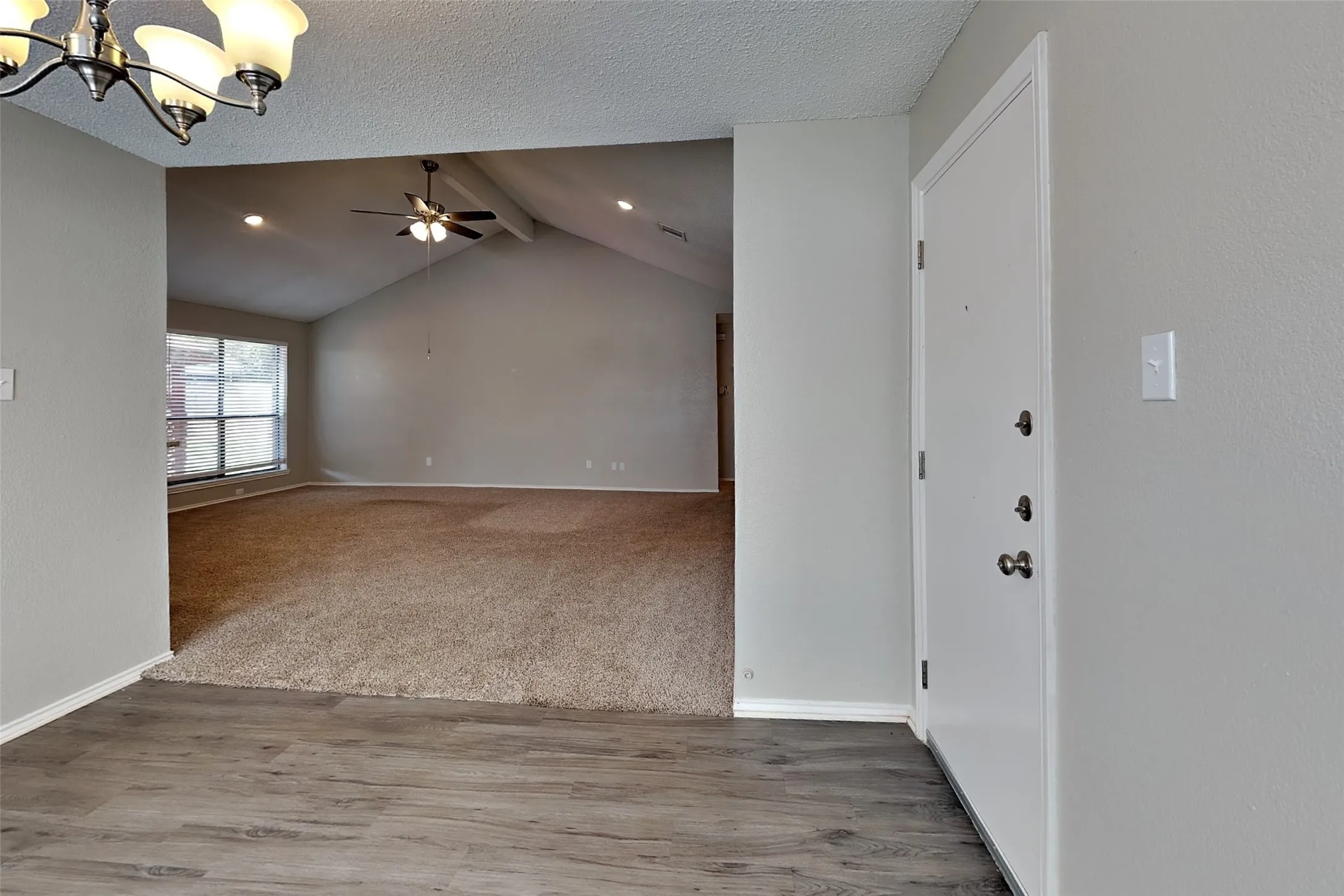 Single Family Residence For Rent in Denton County , 1313 Colony Court, Flower Mound, Texas 75028, 3 Bedroom, 2 Bathroom, 2 Garage spaces, 1,475 Sqft, built in 1984, mls#21315509, Real Estate Agent in Flower Mound, Homes For Rent in Denton county, Homes For Rent in Flower Mound, Realtor in Flower Mound Texas, Real Estate Brokerage Independent Realty Texas, Luminita Cordes Realtor