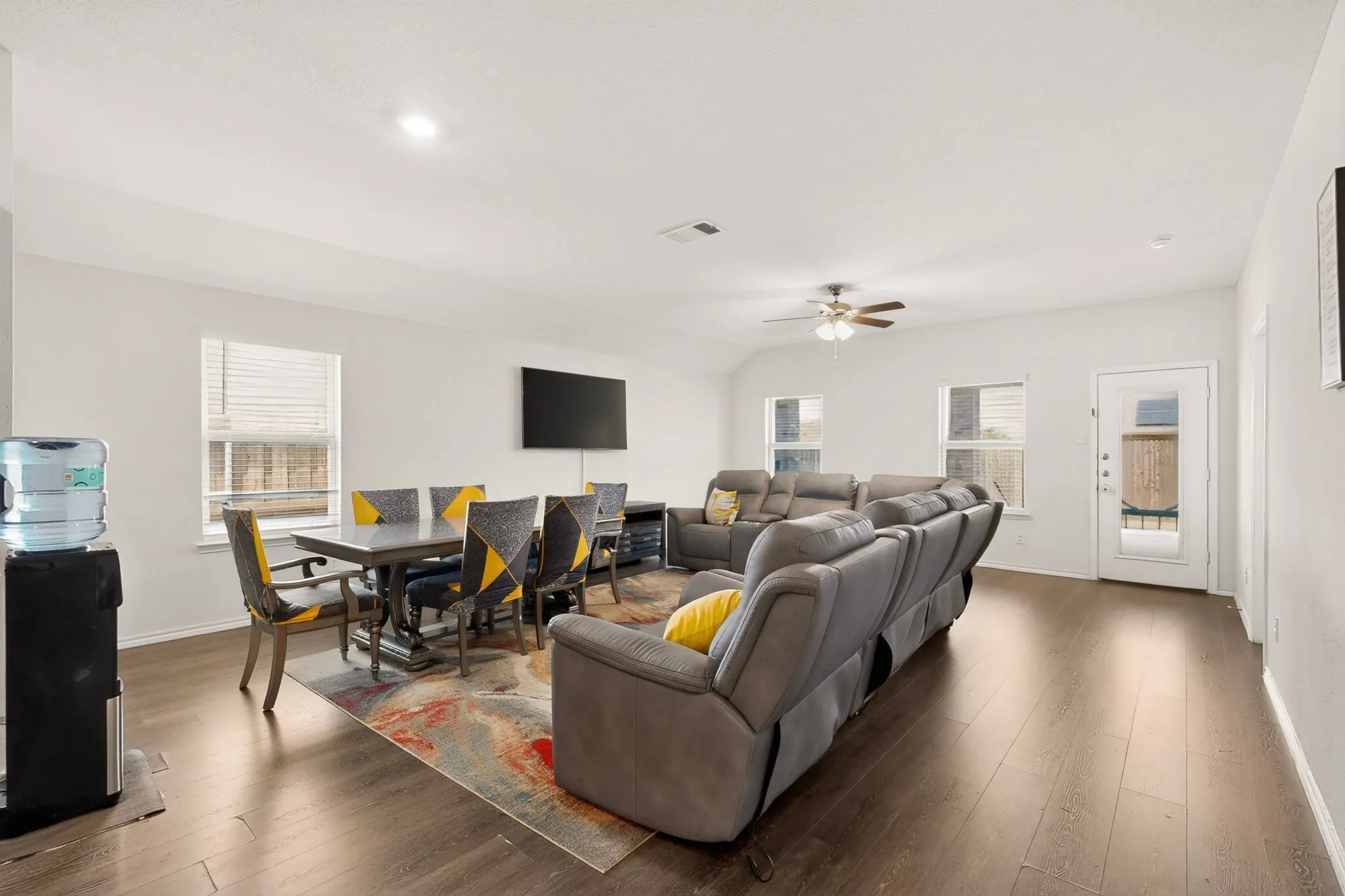 Single Family Residence For Rent in Collin County , 1114 Emerald Gate Drive, Princeton, Texas 75407, 4 Bedroom, 2 Bathroom, 2 Garage spaces, 2,014 Sqft, built in 2022, mls#21285562, Real Estate Agent in Princeton, Homes For Rent in Collin county, Homes For Rent in Princeton, Realtor in Princeton Texas, Real Estate Brokerage Independent Realty Texas, Luminita Cordes Realtor
