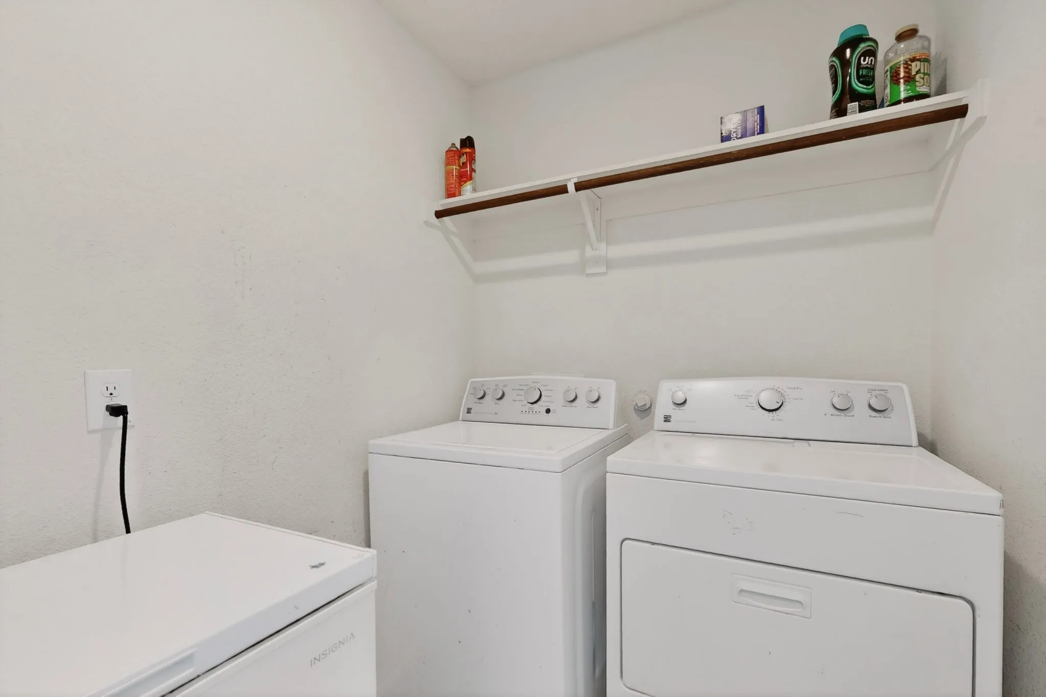 Single Family Residence For Rent in Collin County , 1114 Emerald Gate Drive, Princeton, Texas 75407, 4 Bedroom, 2 Bathroom, 2 Garage spaces, 2,014 Sqft, built in 2022, mls#21285562, Real Estate Agent in Princeton, Homes For Rent in Collin county, Homes For Rent in Princeton, Realtor in Princeton Texas, Real Estate Brokerage Independent Realty Texas, Luminita Cordes Realtor
