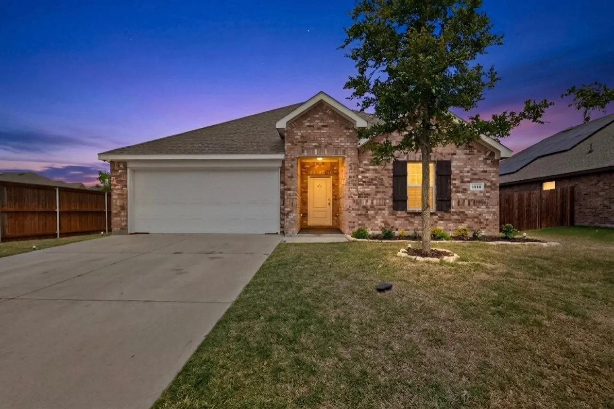 Single Family Residence For Rent in Collin County , 1114 Emerald Gate Drive, Princeton, Texas 75407, 4 Bedroom, 2 Bathroom, 2 Garage spaces, 2,014 Sqft, built in 2022, mls#21285562, Real Estate Agent in Princeton, Homes For Rent in Collin county, Homes For Rent in Princeton, Realtor in Princeton Texas, Real Estate Brokerage Independent Realty Texas, Luminita Cordes Realtor