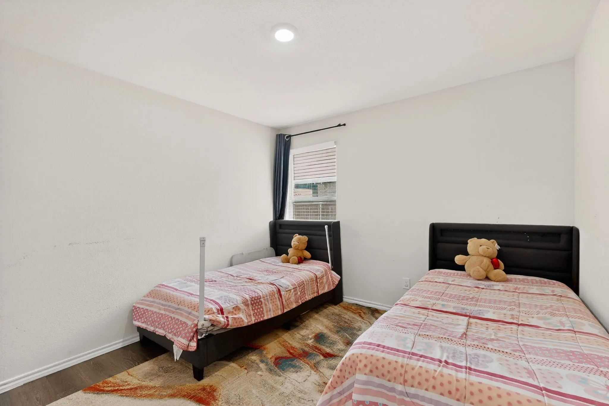 4th bedroom, no carpet