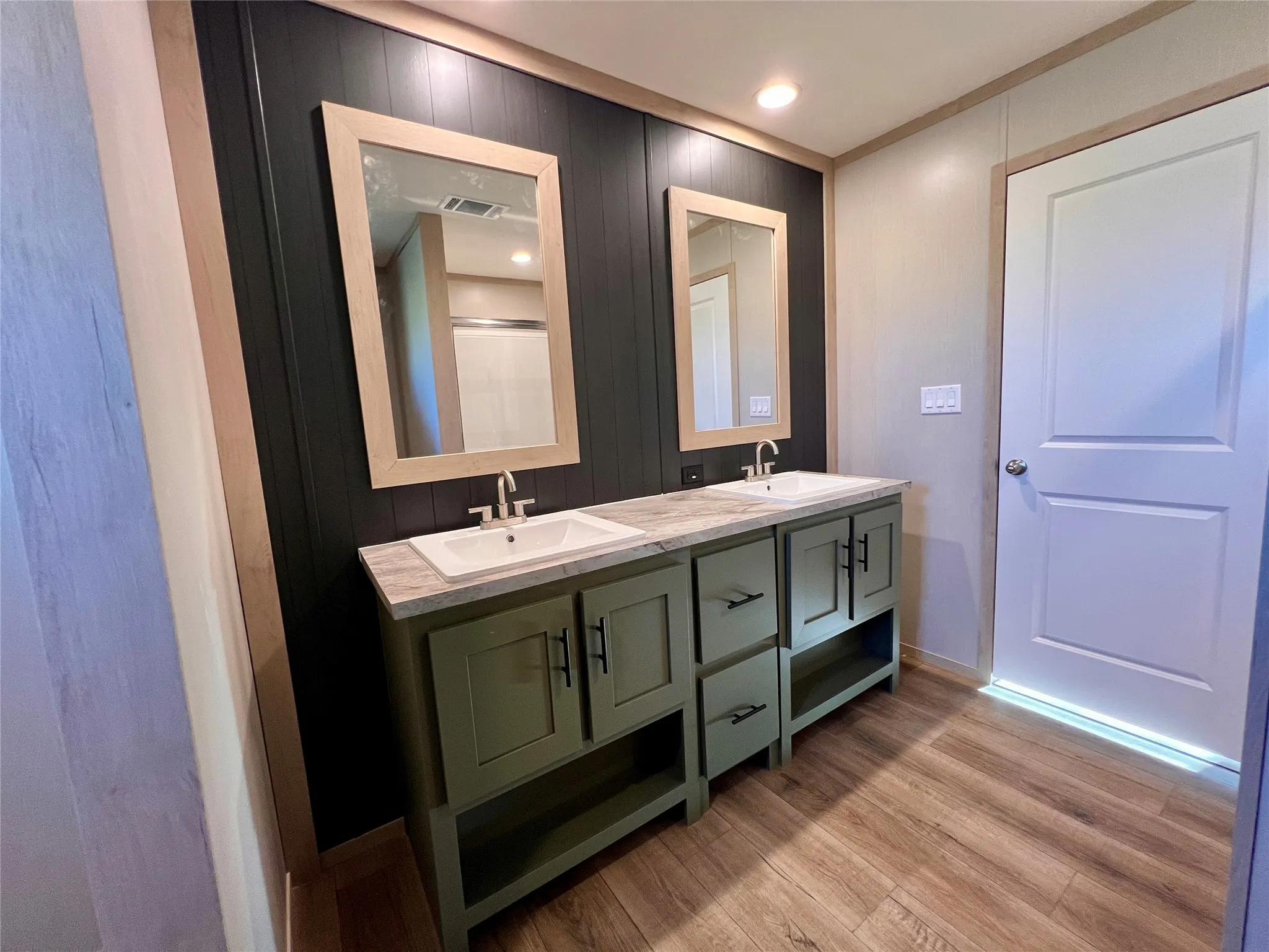 Manufactured Home For Sale in Jones County , 4170 Pvt Rd 4284, Hawley, Texas 79525, 4 Bedroom, 2 Bathroom, Garage spaces, 1,904 Sqft, built in 2025, mls#21315486, Real Estate Agent in Hawley, Homes For Sale in Jones county, Homes For Sale in Hawley, Realtor in Hawley Texas, Real Estate Brokerage Independent Realty Texas, Luminita Cordes Realtor