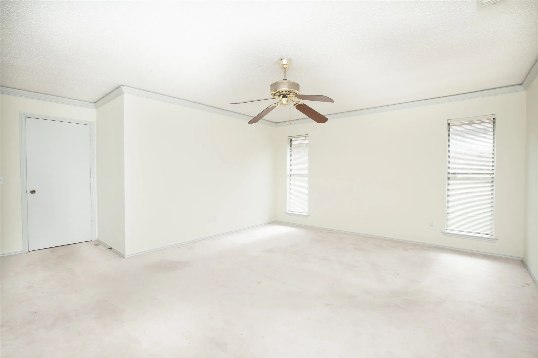 Single Family Residence For Sale in Collin County , 1409 Geneva Lane, Plano, Texas 75075, 4 Bedroom, 2 Bathroom, 2 Garage spaces, 2,420 Sqft, built in 1983, mls#21315525, Real Estate Agent in Plano, Homes For Sale in Collin county, Homes For Sale in Plano, Realtor in Plano Texas, Real Estate Brokerage Independent Realty Texas, Luminita Cordes Realtor