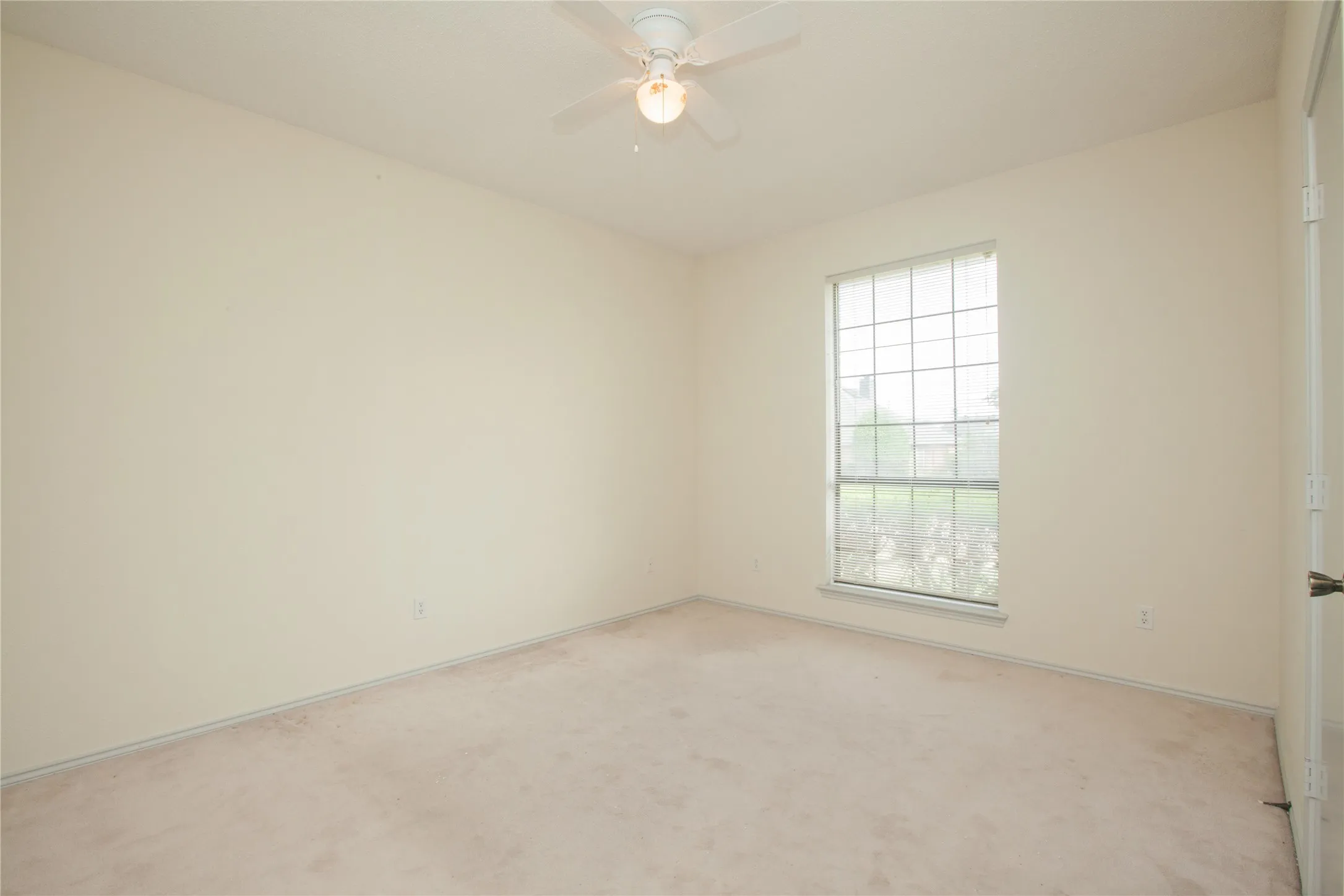 Single Family Residence For Sale in Collin County , 1409 Geneva Lane, Plano, Texas 75075, 4 Bedroom, 2 Bathroom, 2 Garage spaces, 2,420 Sqft, built in 1983, mls#21315525, Real Estate Agent in Plano, Homes For Sale in Collin county, Homes For Sale in Plano, Realtor in Plano Texas, Real Estate Brokerage Independent Realty Texas, Luminita Cordes Realtor