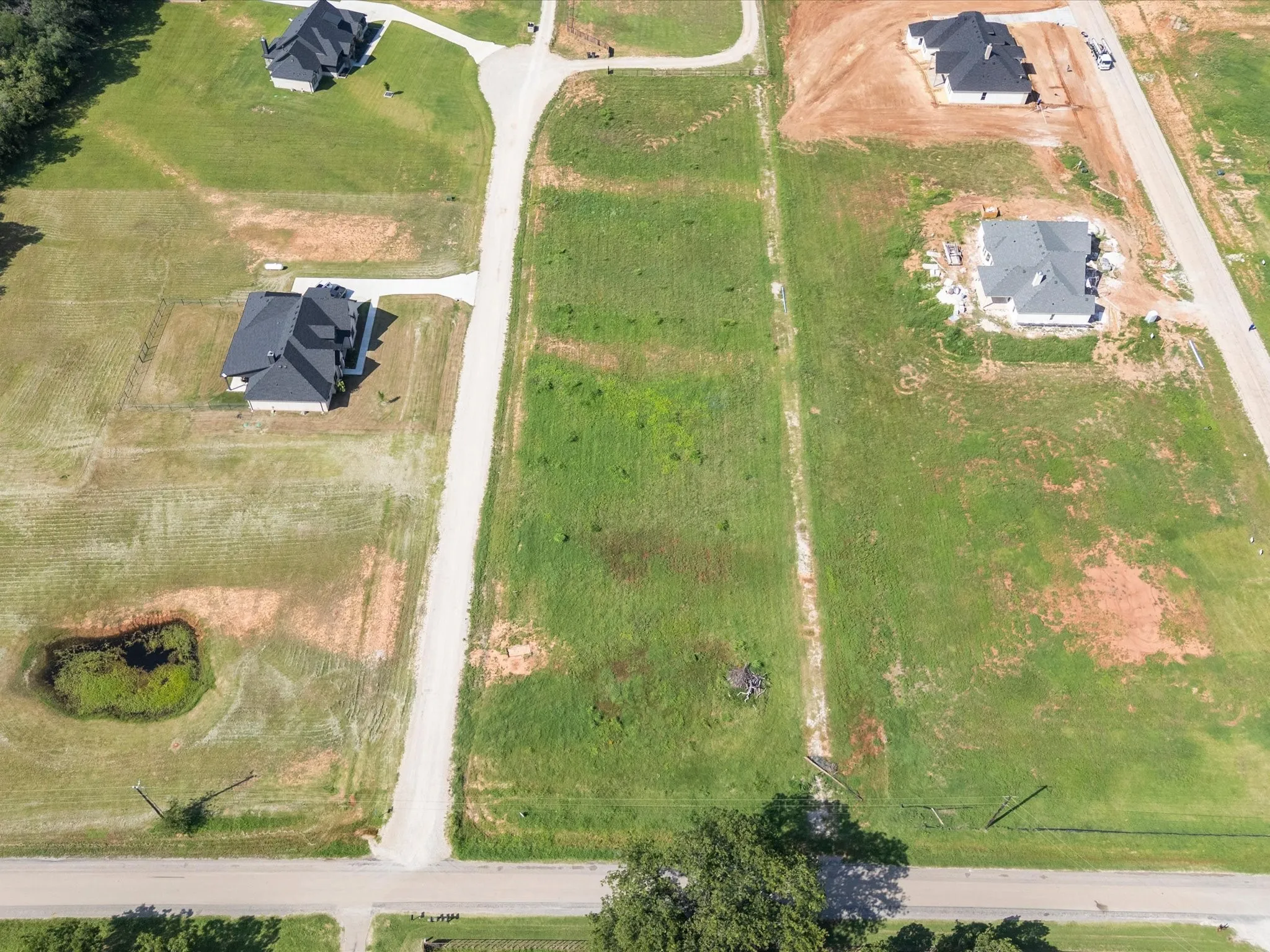 Unimproved Land For Sale in Parker County , 100 Eagle Rock Court, Weatherford, Texas 76087, 0, 0, Garage spaces, 0 Sqft, built in 0, mls#21315080, Real Estate Agent in Weatherford, Homes For Sale in Parker county, Homes For Sale in Weatherford, Realtor in Weatherford Texas, Real Estate Brokerage Independent Realty Texas, Luminita Cordes Realtor