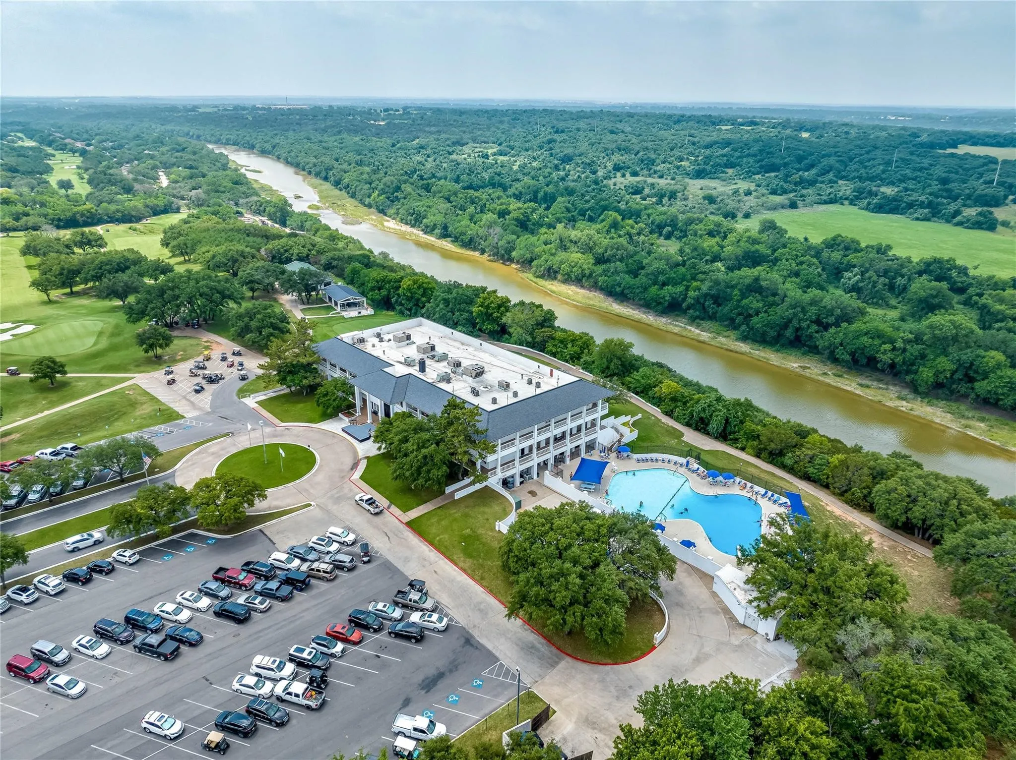 Clubhouse & Pool