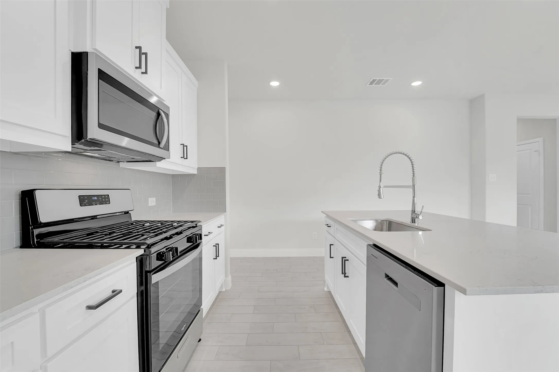 Single Family Residence For Sale in Collin County , 2901 Cantoni Creek, Princeton, Texas 75407, 4 Bedroom, 2 Bathroom, 2 Garage spaces, 1,992 Sqft, built in 2024, Price $315,000, mls#21315529, Real Estate Agent in Princeton, Homes For Sale in Collin county, Homes For Sale in Princeton, Realtor in Princeton Texas, Real Estate Brokerage Independent Realty Texas, Luminita Cordes Realtor