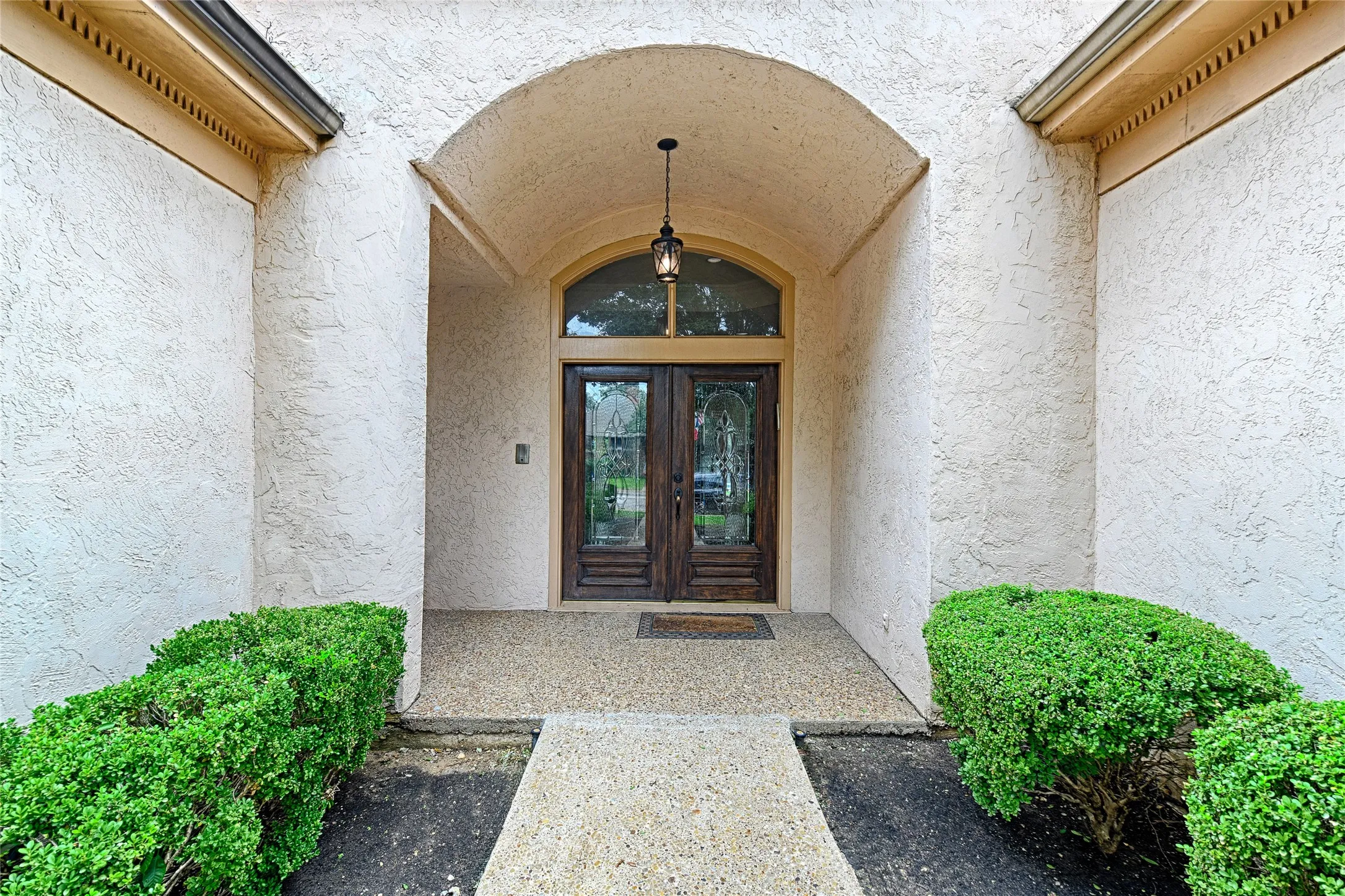 Single Family Residence For Rent in Dallas County , 12504 Renoir Lane, Dallas, Texas 75230, 5 Bedrooms, 4 Bathrooms, Garage spaces, 4,207 Sqft, built in 1981, Price $5,800, mls#21315564, Real Estate Agent in Dallas, Homes For Rent in Dallas county, Homes For Rent in Dallas, Realtor in Dallas Texas, Real Estate Brokerage Independent Realty Texas, Luminita Cordes Realtor