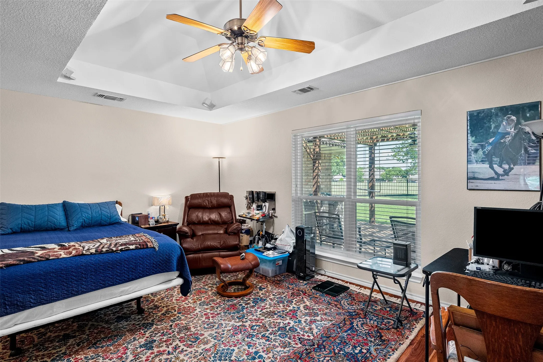 Single Family Residence For Sale in Hood County , 6303 Dulcito Court, Granbury, Texas 76049, 3 Bedrooms, 4 Bathrooms, 3 Garage spaces, 2,566 Sqft, built in 1994, Price $540,000, mls#21314784, Real Estate Agent in Granbury, Homes For Sale in Hood county, Homes For Sale in Granbury, Realtor in Granbury Texas, Real Estate Brokerage Independent Realty Texas, Luminita Cordes Realtor