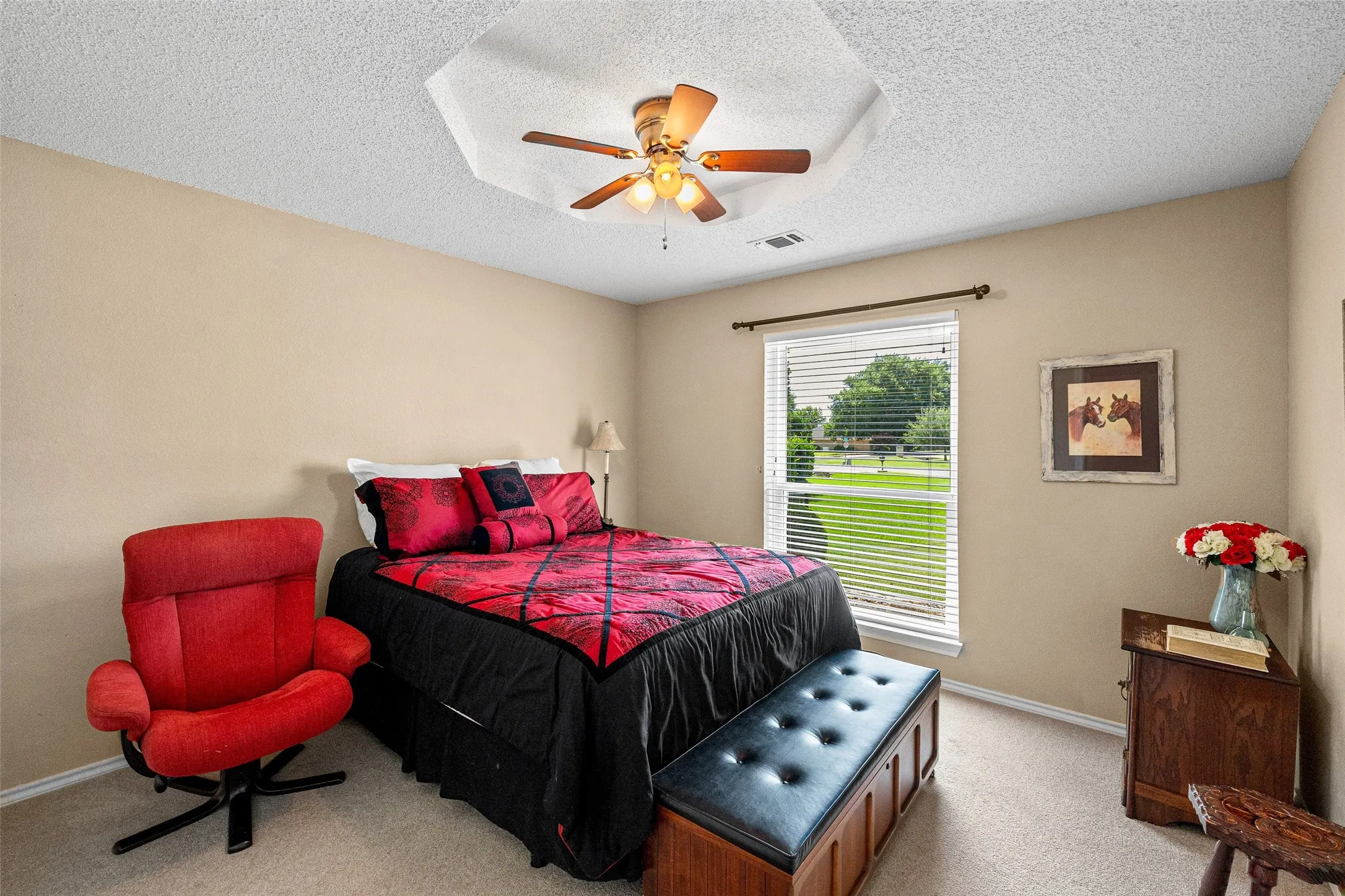 Single Family Residence For Sale in Hood County , 6303 Dulcito Court, Granbury, Texas 76049, 3 Bedrooms, 4 Bathrooms, 3 Garage spaces, 2,566 Sqft, built in 1994, Price $540,000, mls#21314784, Real Estate Agent in Granbury, Homes For Sale in Hood county, Homes For Sale in Granbury, Realtor in Granbury Texas, Real Estate Brokerage Independent Realty Texas, Luminita Cordes Realtor