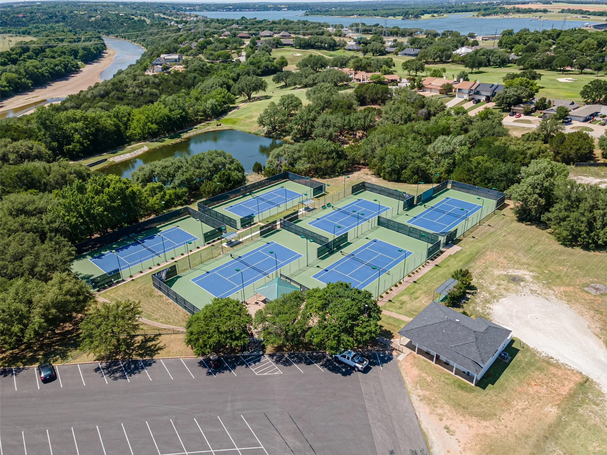 Single Family Residence For Sale in Hood County , 6303 Dulcito Court, Granbury, Texas 76049, 3 Bedrooms, 4 Bathrooms, 3 Garage spaces, 2,566 Sqft, built in 1994, Price $540,000, mls#21314784, Real Estate Agent in Granbury, Homes For Sale in Hood county, Homes For Sale in Granbury, Realtor in Granbury Texas, Real Estate Brokerage Independent Realty Texas, Luminita Cordes Realtor