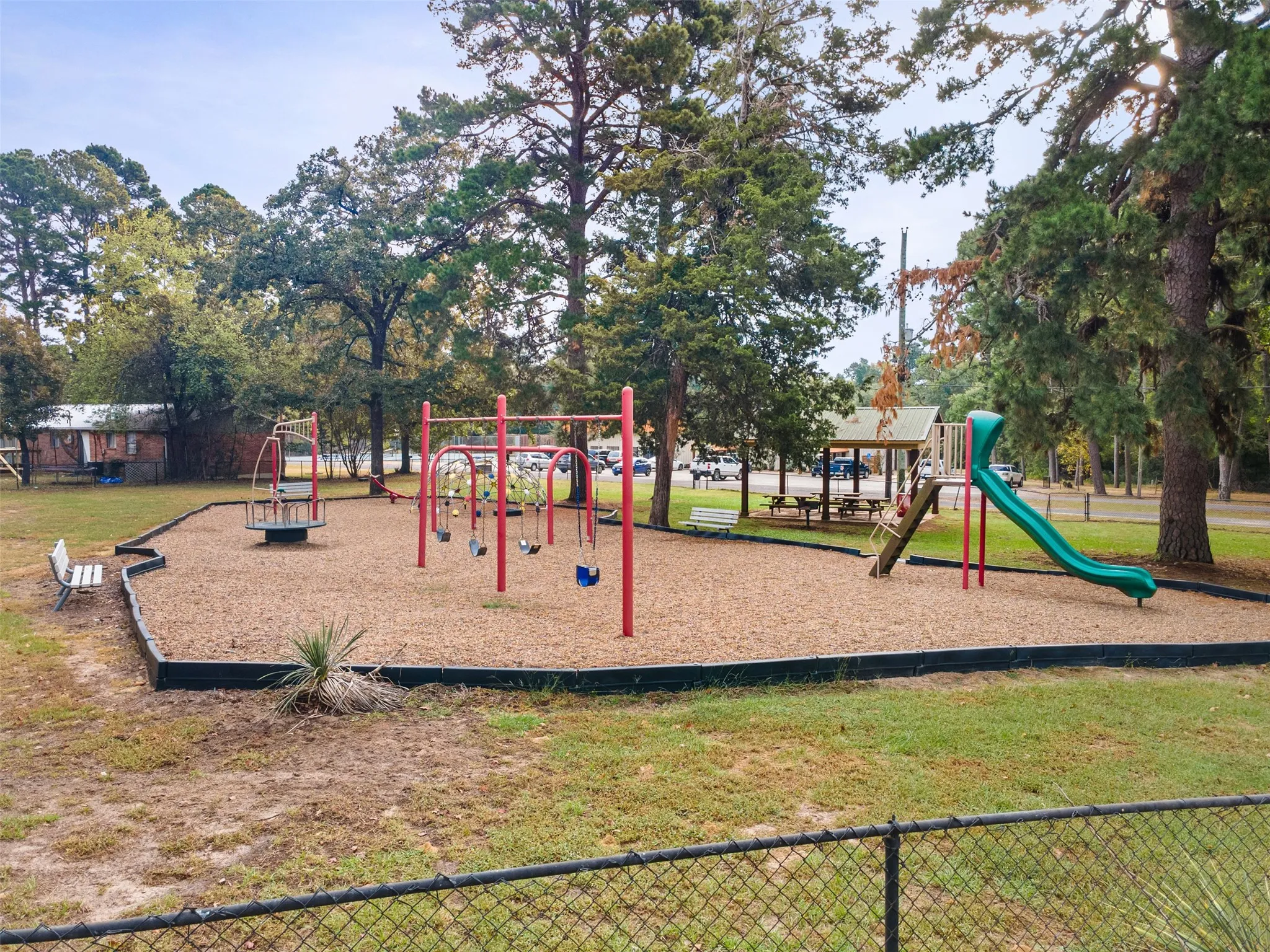 Single Family Residence For Sale in Franklin (TX) County , 109 King Lyle Road, Scroggins, Texas 75480, 2 Bedrooms, 2 Bathrooms, Garage spaces, 1,500 Sqft, built in 1996, Price $299,000, mls#21262547, Real Estate Agent in Scroggins, Homes For Sale in Franklin (TX) county, Homes For Sale in Scroggins, Realtor in Scroggins Texas, Real Estate Brokerage Independent Realty Texas, Luminita Cordes Realtor