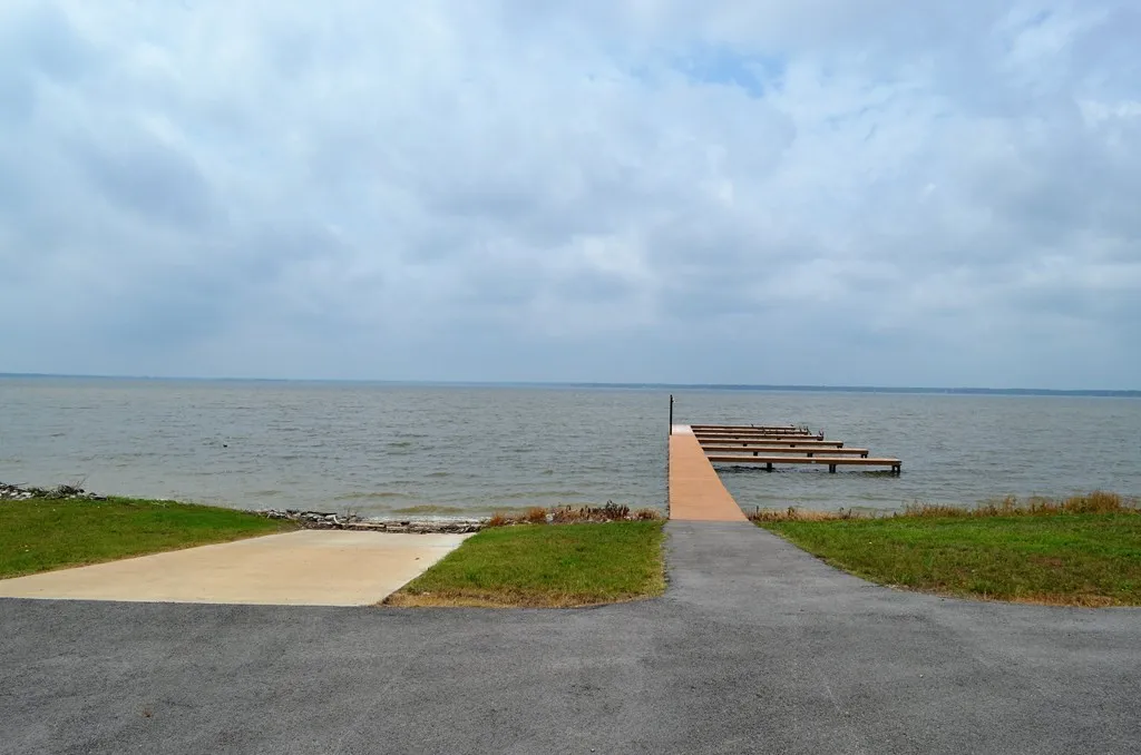 Unimproved Land For Sale in Kaufman County , 551 Shoreline Drive, Mabank, Texas 75143, 0, 0, Garage spaces, 0 Sqft, built in 0, mls#21315575, Real Estate Agent in Mabank, Homes For Sale in Kaufman county, Homes For Sale in Mabank, Realtor in Mabank Texas, Real Estate Brokerage Independent Realty Texas, Luminita Cordes Realtor
