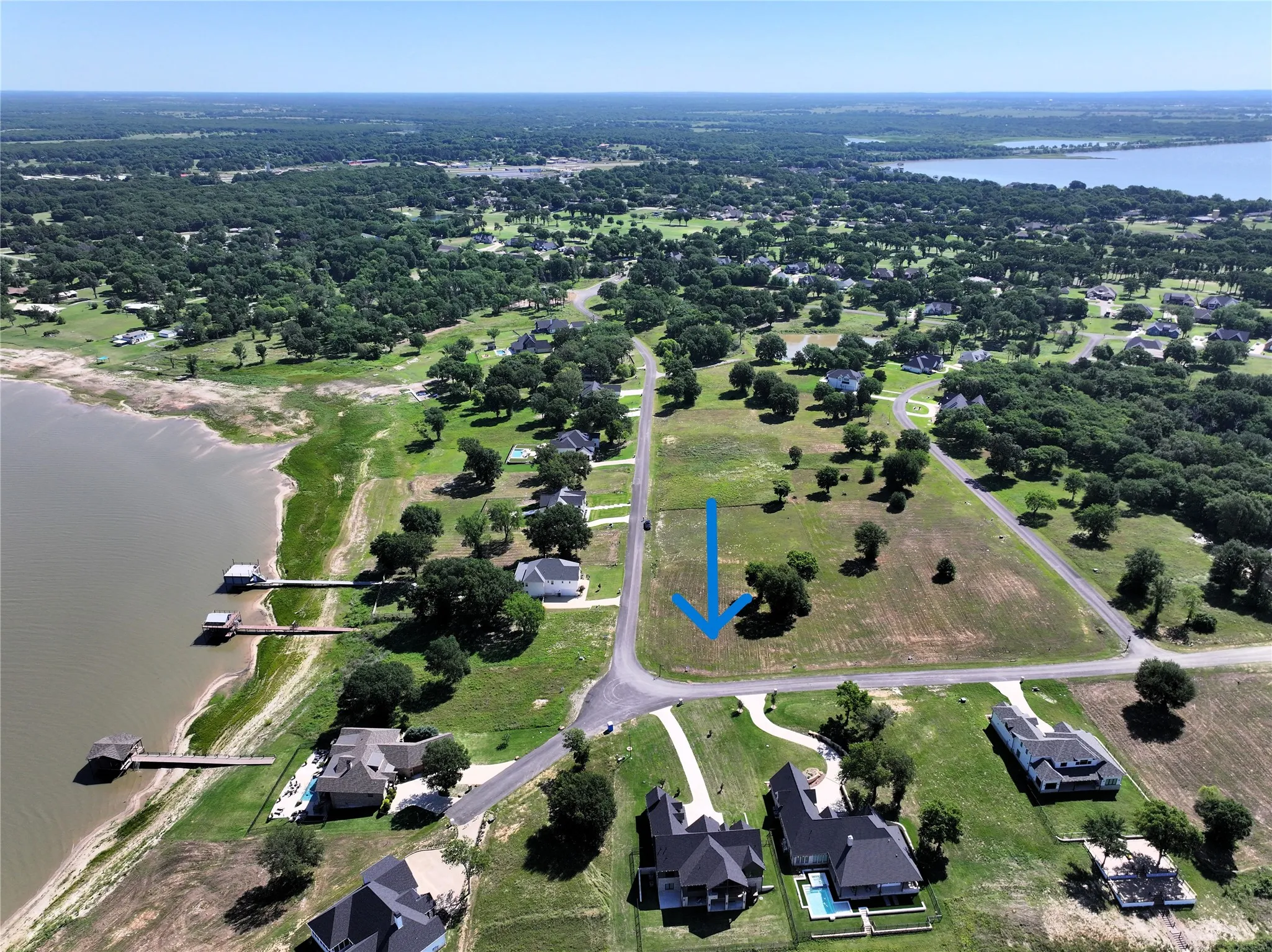 Unimproved Land For Sale in Kaufman County , 551 Shoreline Drive, Mabank, Texas 75143, 0, 0, Garage spaces, 0 Sqft, built in 0, mls#21315575, Real Estate Agent in Mabank, Homes For Sale in Kaufman county, Homes For Sale in Mabank, Realtor in Mabank Texas, Real Estate Brokerage Independent Realty Texas, Luminita Cordes Realtor